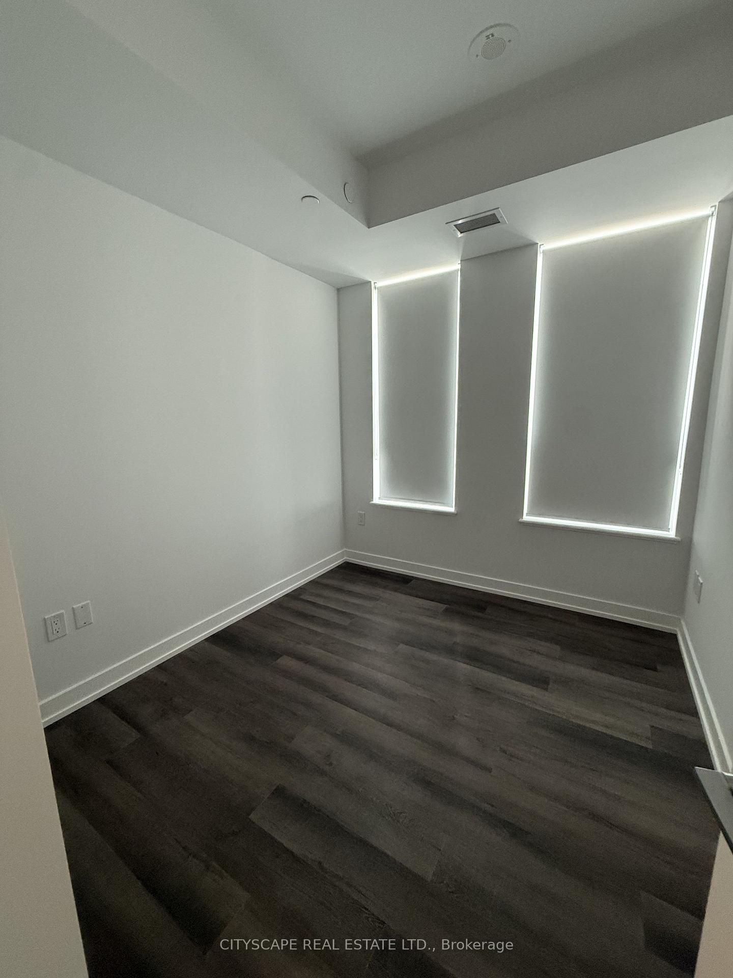 Photo 4 of Unit 1302, 2851 Highway 7, Vaughan, Vaughan Corporate Centre — HOMEH