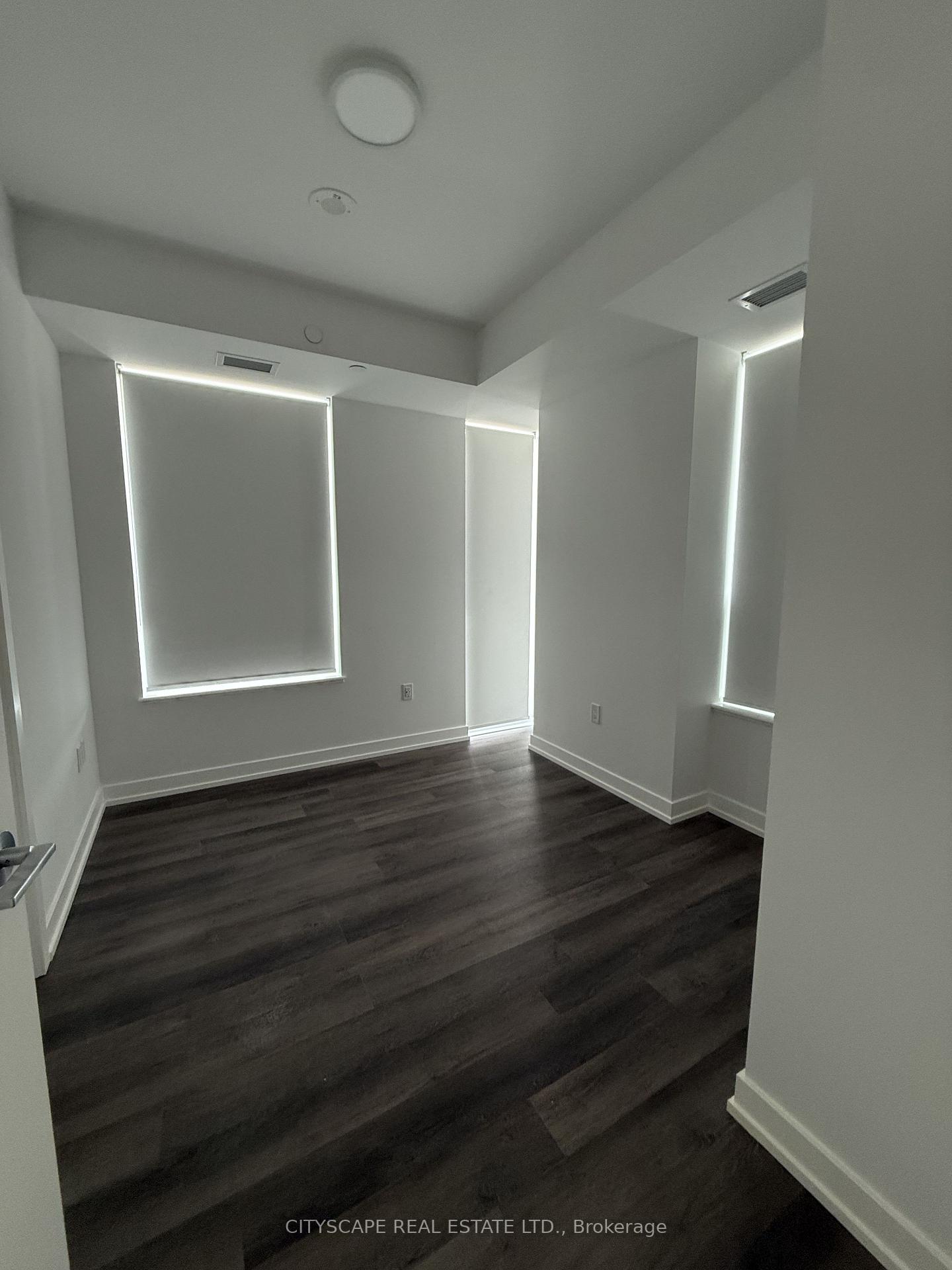 Photo 5 of Unit 1302, 2851 Highway 7, Vaughan, Vaughan Corporate Centre — HOMEH