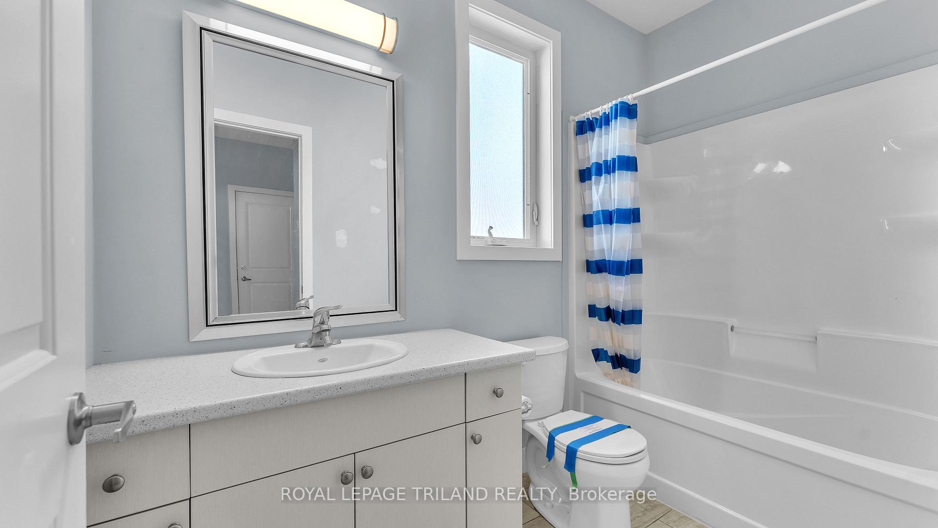 Photo 6 of 2284 Evans Boulevard, London, South U — HOMEH