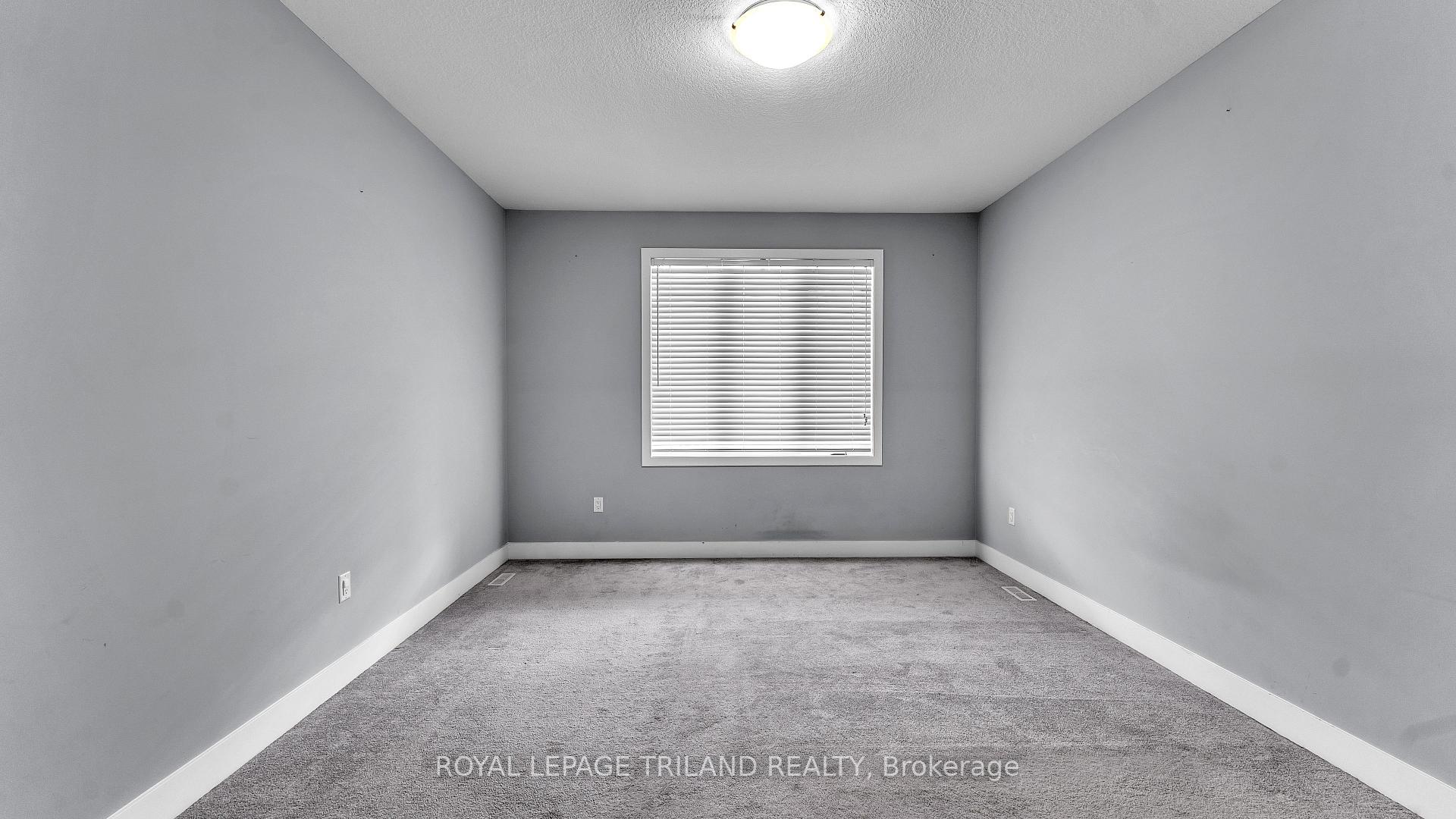 Photo 15 of 2284 Evans Boulevard, London, South U — HOMEH