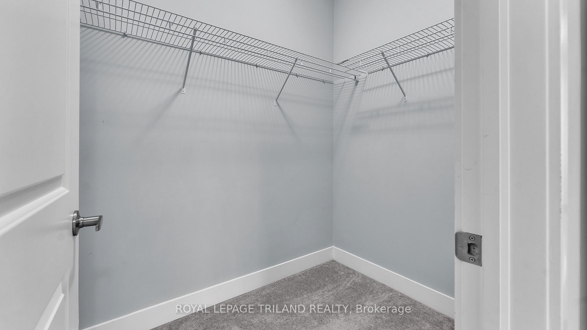 Photo 18 of 2284 Evans Boulevard, London, South U — HOMEH