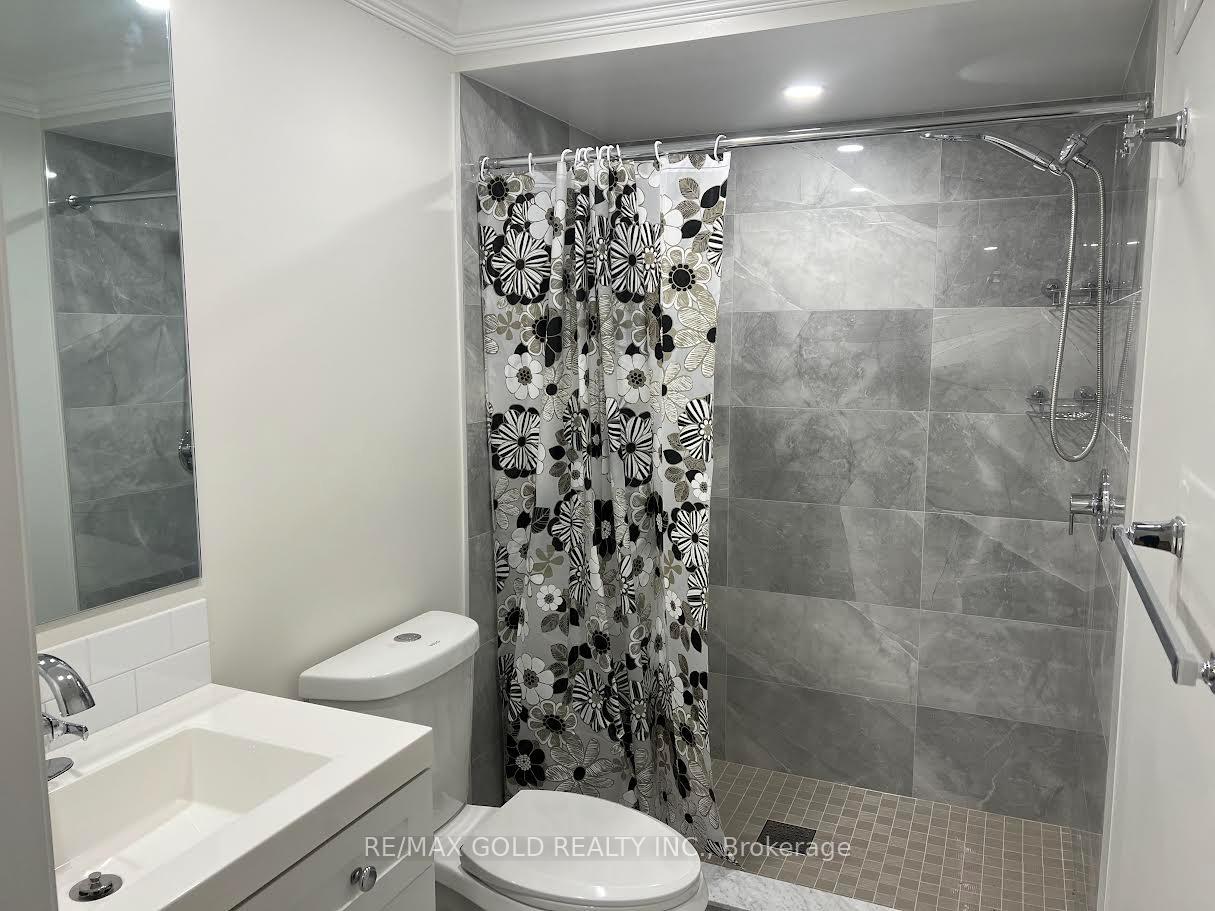 Photo 11 of Unit Lower, 3125 Lednier Terrace, Mississauga, Applewood — HOMEH