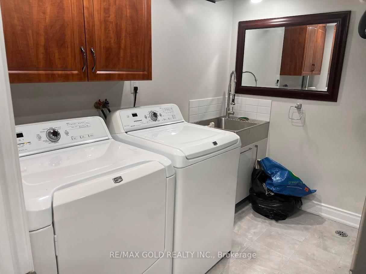 Photo 13 of Unit Lower, 3125 Lednier Terrace, Mississauga, Applewood — HOMEH