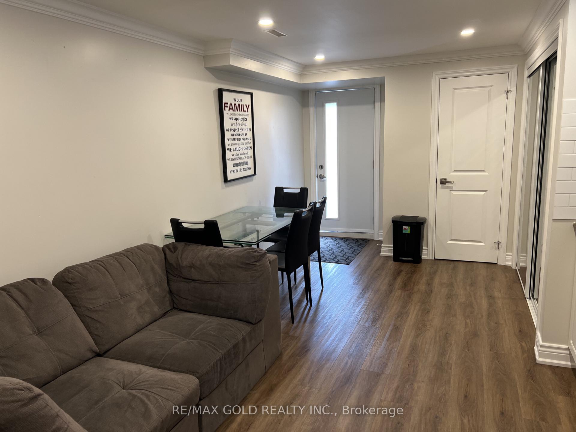 Photo 10 of Unit Lower, 3125 Lednier Terrace, Mississauga, Applewood — HOMEH