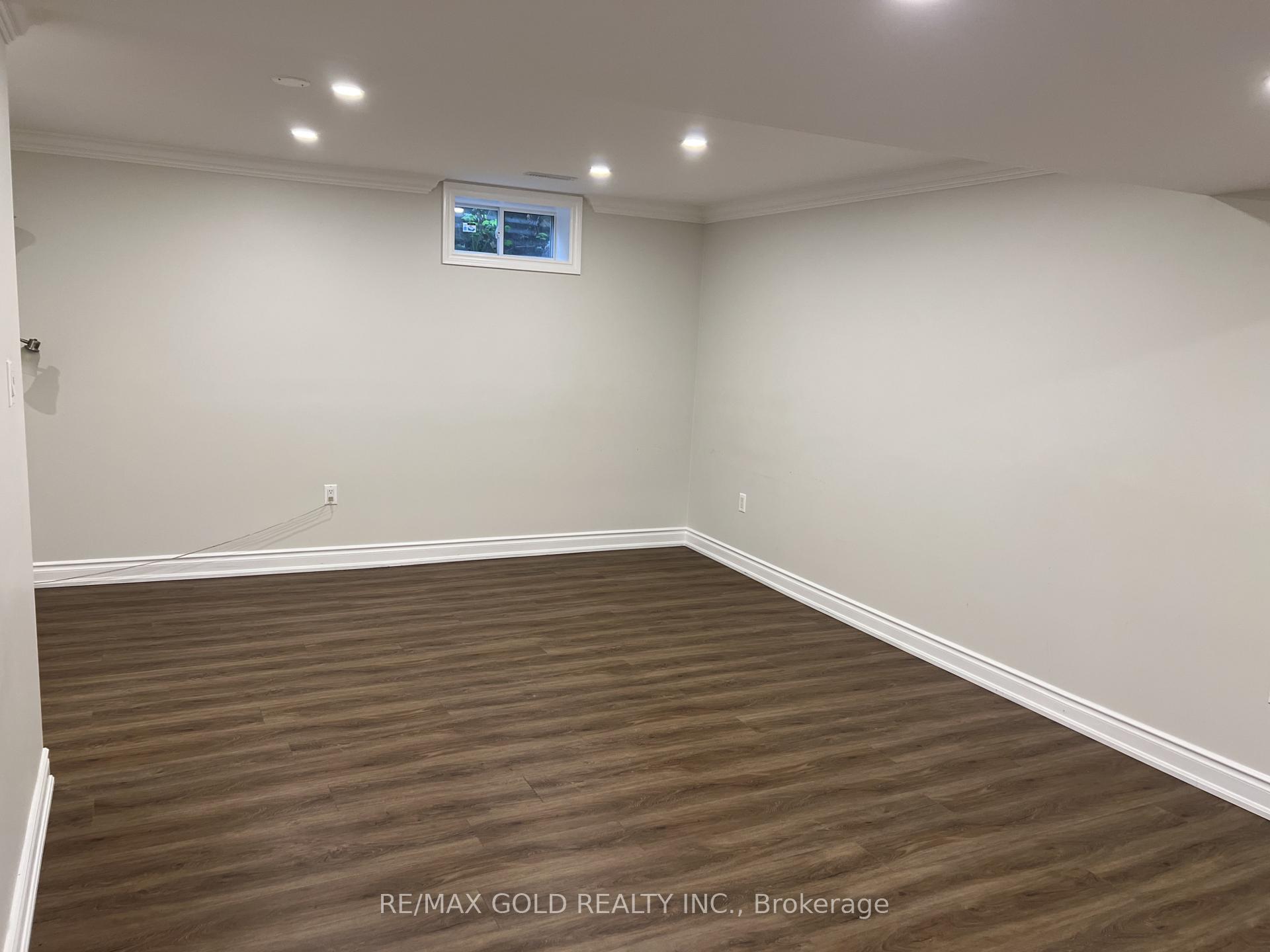 Photo 16 of Unit Lower, 3125 Lednier Terrace, Mississauga, Applewood — HOMEH