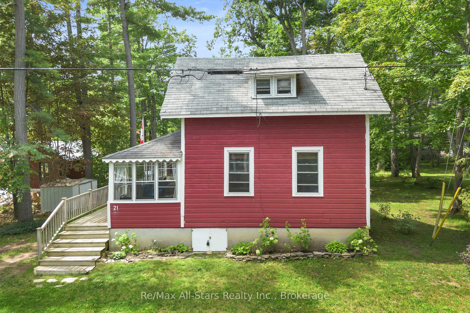 Photo 36 of 21 Third Street, Kawartha Lakes, Fenelon — HOMEH