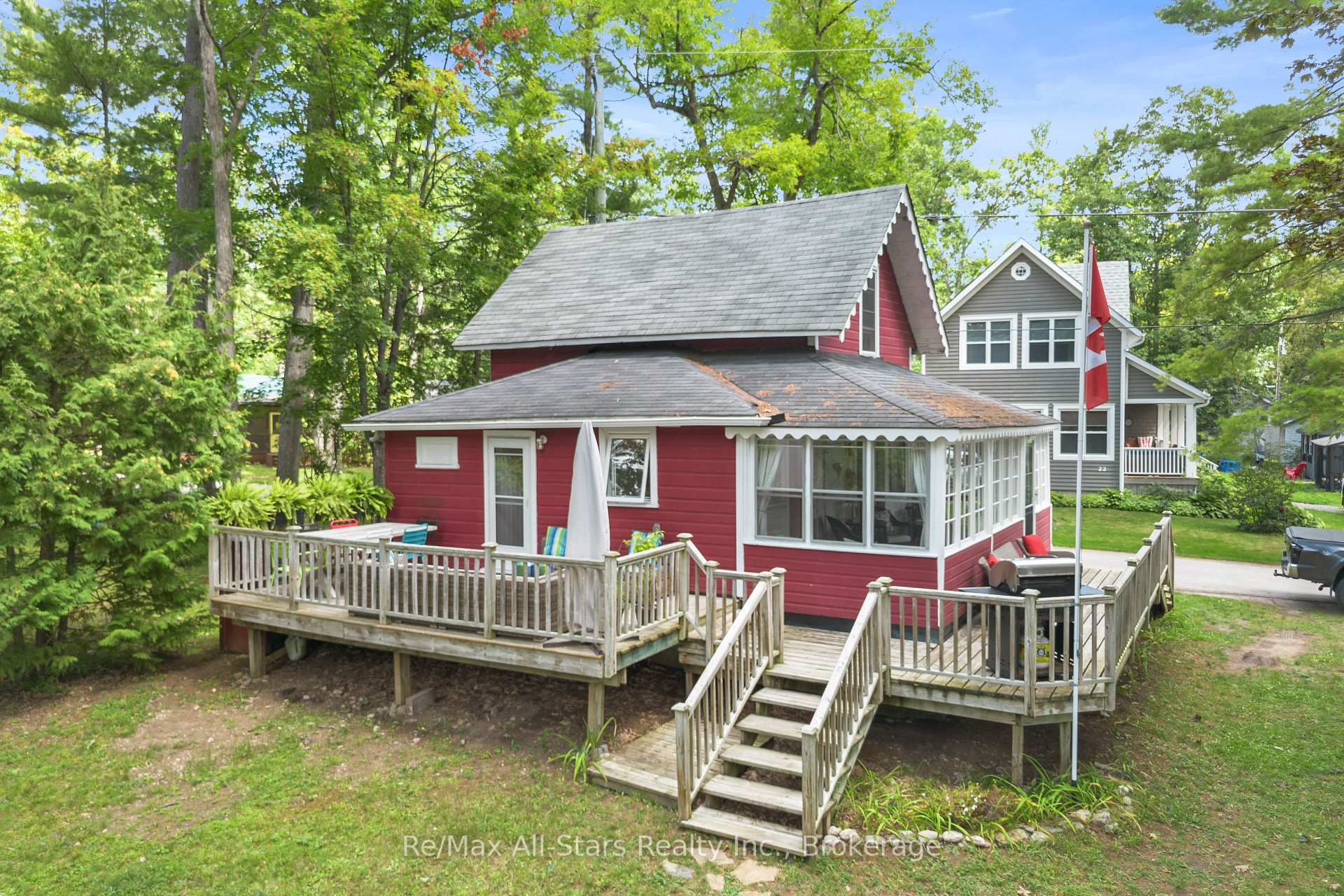 Photo 34 of 21 Third Street, Kawartha Lakes, Fenelon — HOMEH
