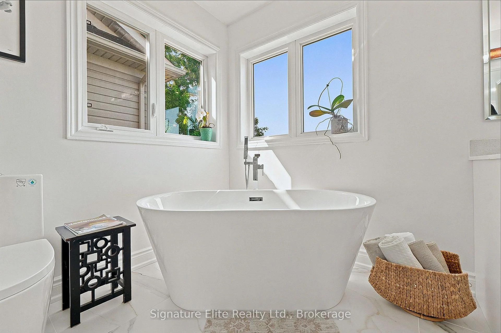 Photo 36 of 151 Harbourside Drive, Whitby, Port Whitby — HOMEH