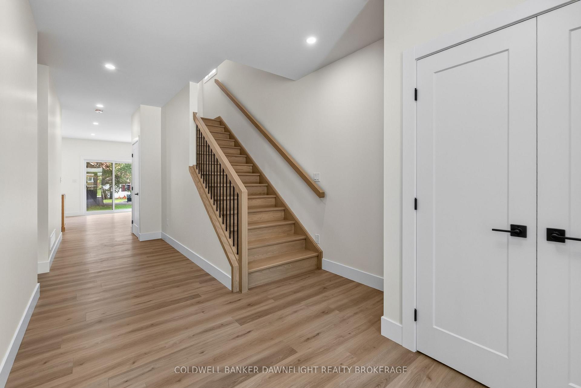 Photo 4 of 117 James Street, North Middlesex, Ailsa Craig — HOMEH