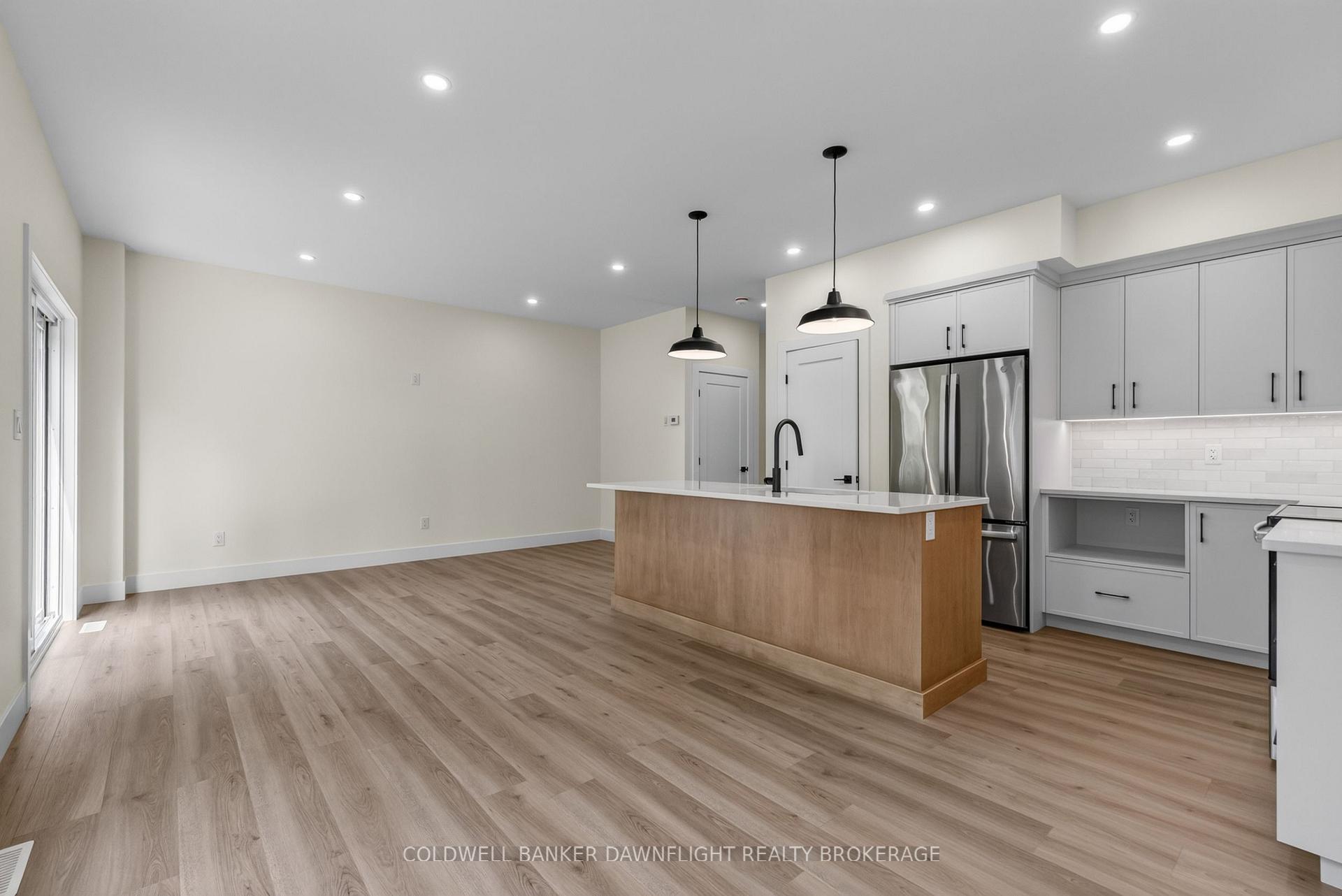 Photo 6 of 117 James Street, North Middlesex, Ailsa Craig — HOMEH