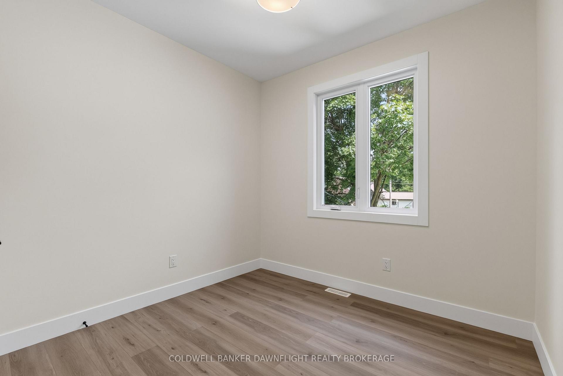 Photo 19 of 117 James Street, North Middlesex, Ailsa Craig — HOMEH