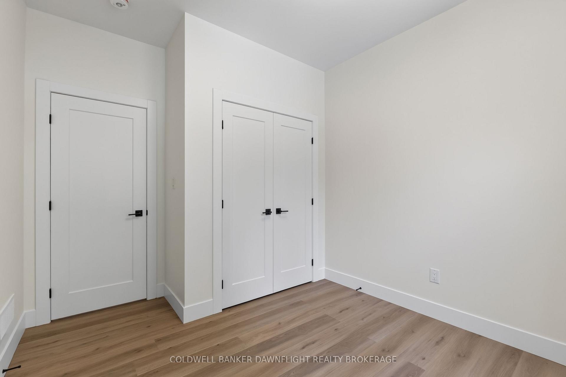 Photo 20 of 117 James Street, North Middlesex, Ailsa Craig — HOMEH