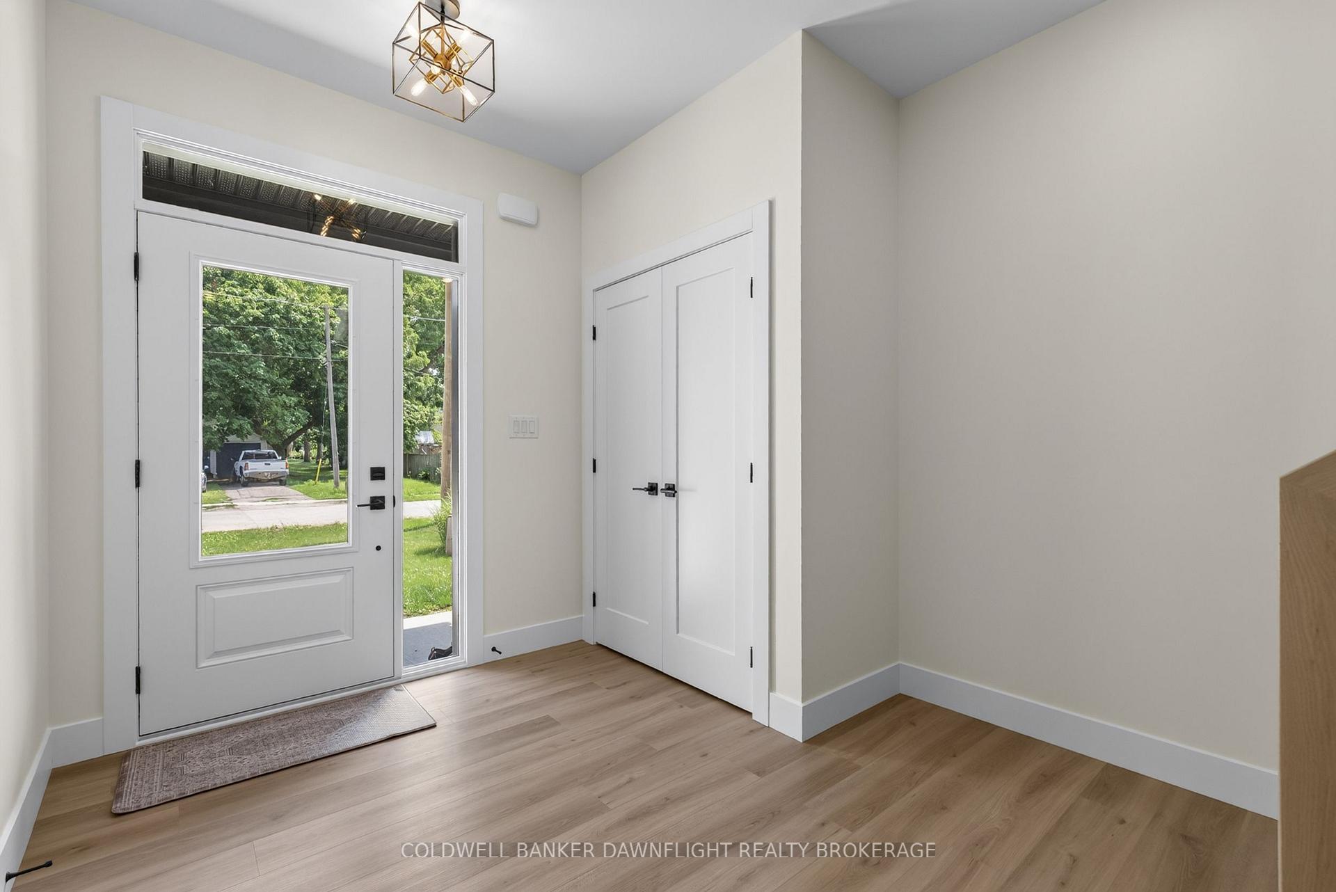 Photo 2 of 119 James Street, North Middlesex, Ailsa Craig — HOMEH