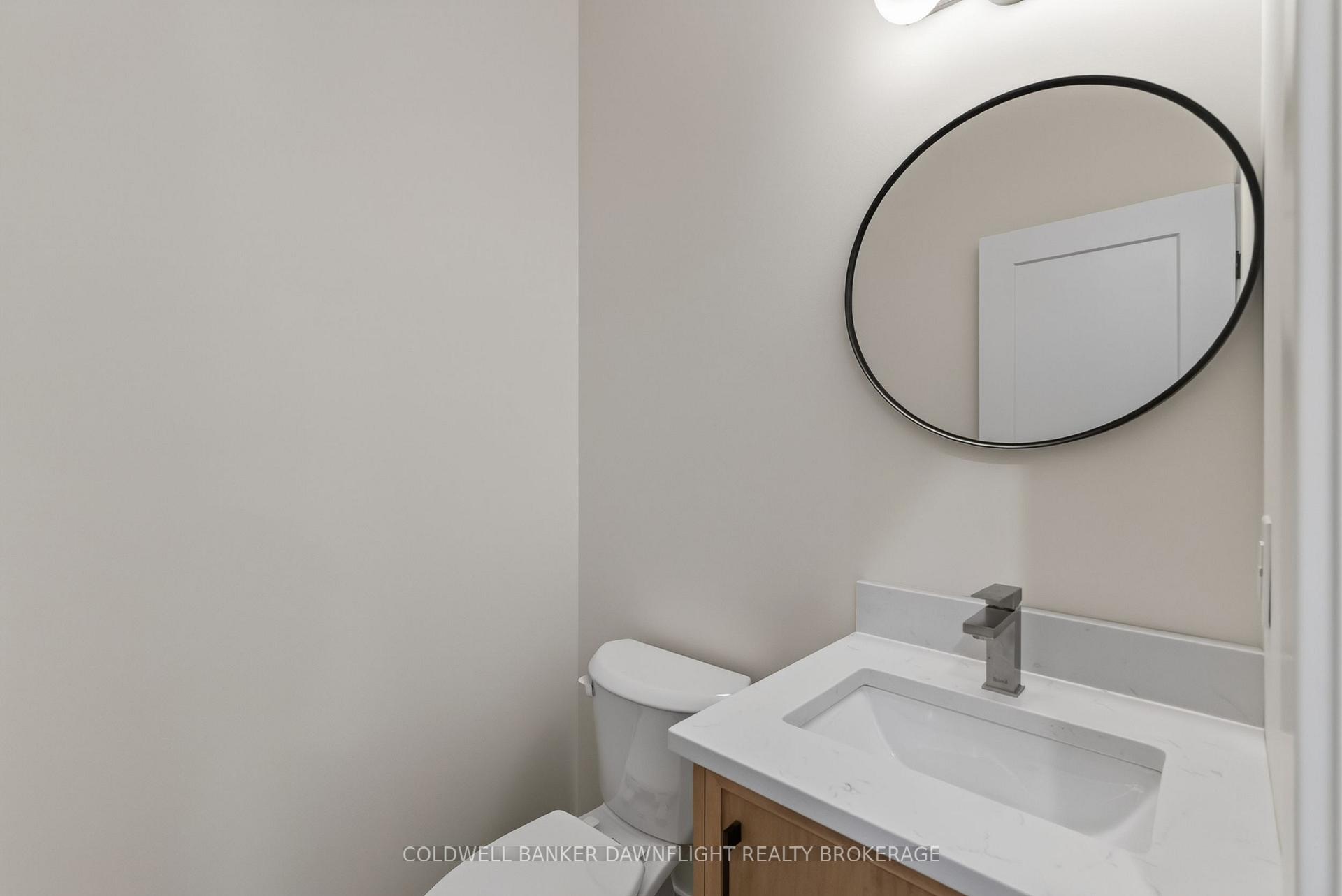 Photo 11 of 119 James Street, North Middlesex, Ailsa Craig — HOMEH