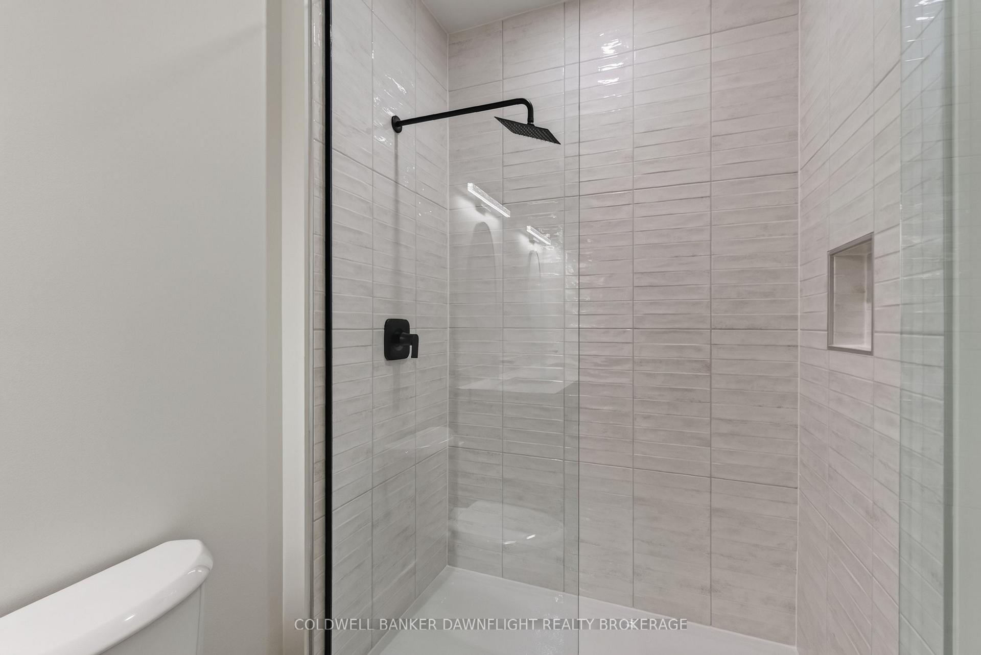 Photo 18 of 119 James Street, North Middlesex, Ailsa Craig — HOMEH