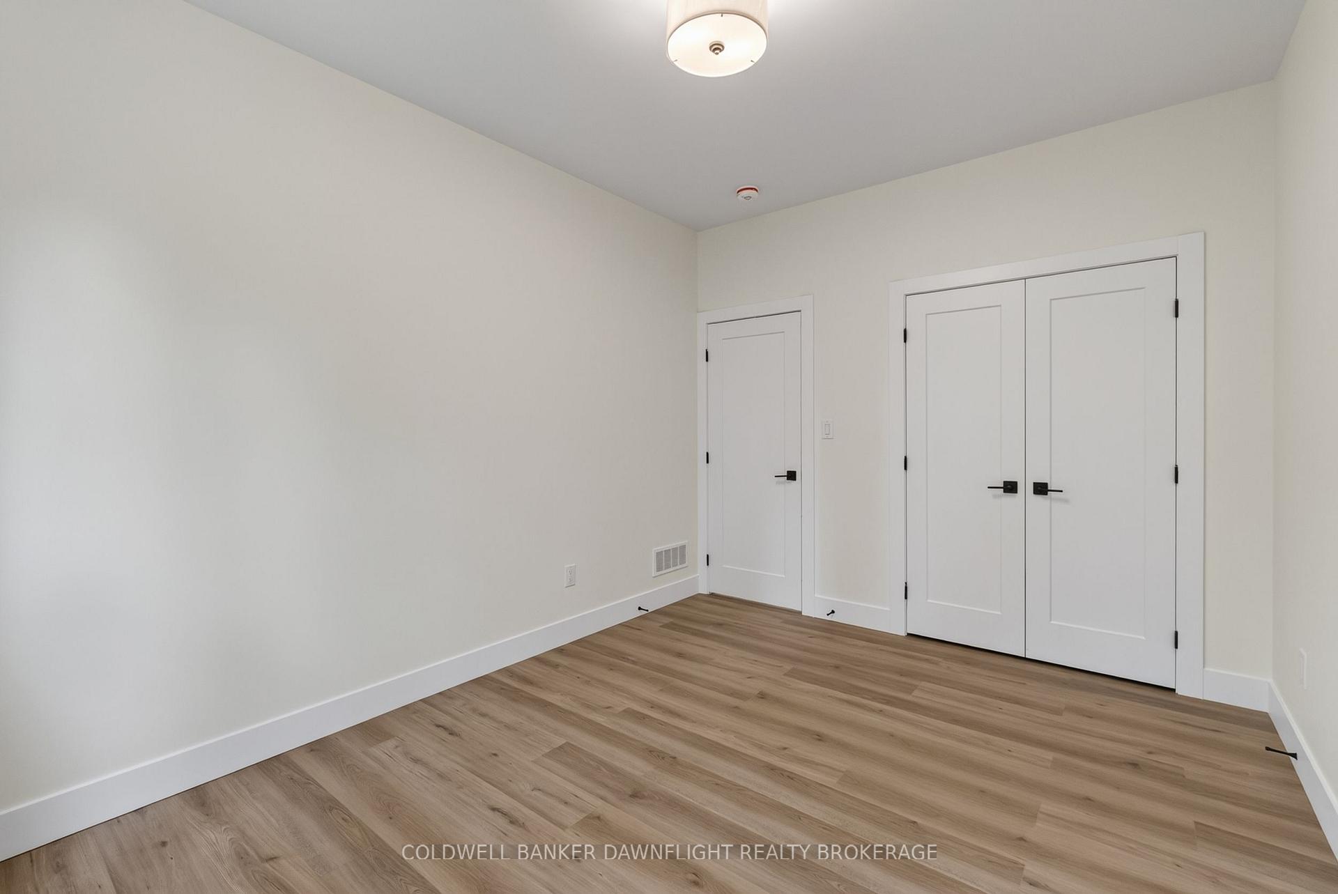 Photo 23 of 119 James Street, North Middlesex, Ailsa Craig — HOMEH