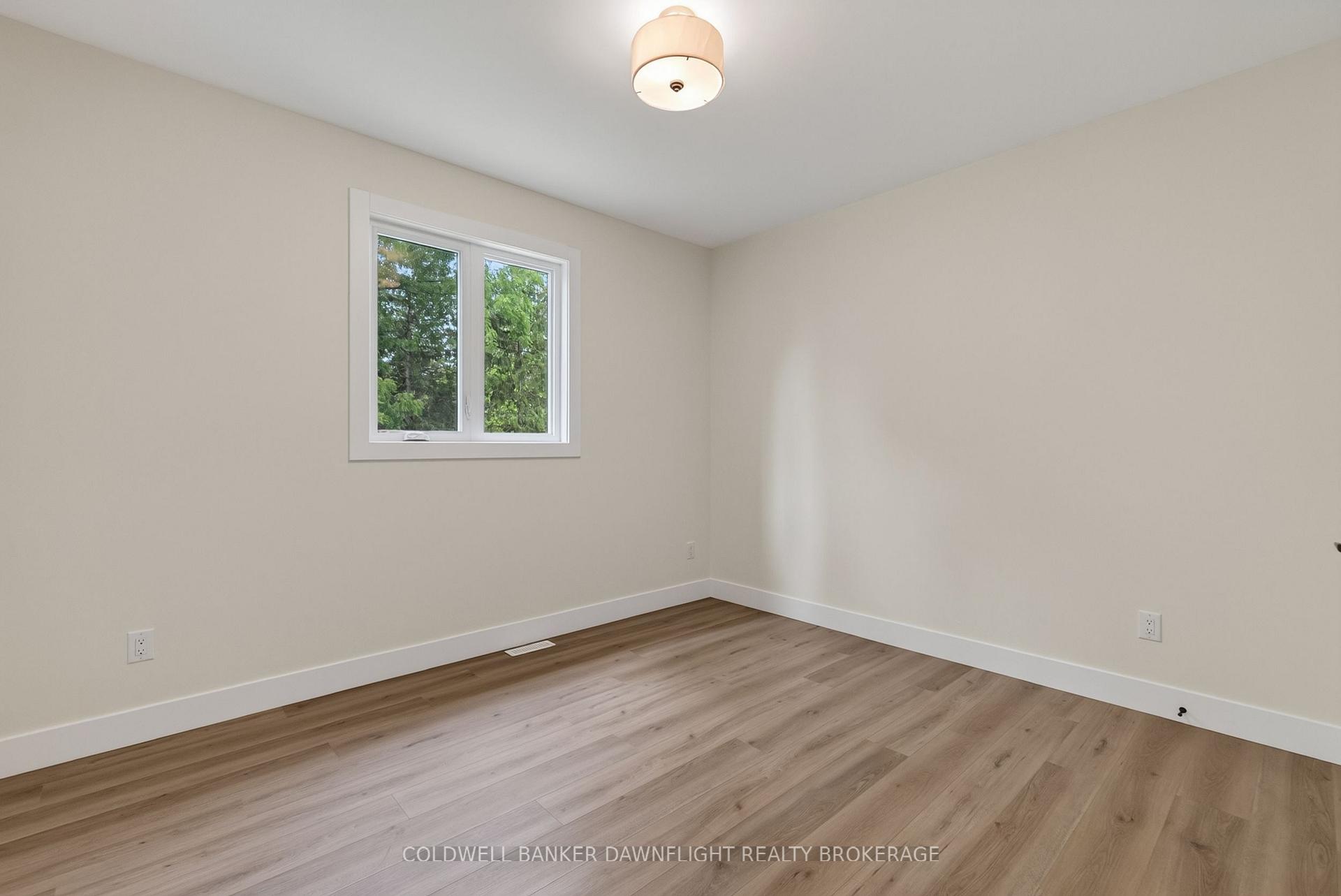 Photo 24 of 119 James Street, North Middlesex, Ailsa Craig — HOMEH