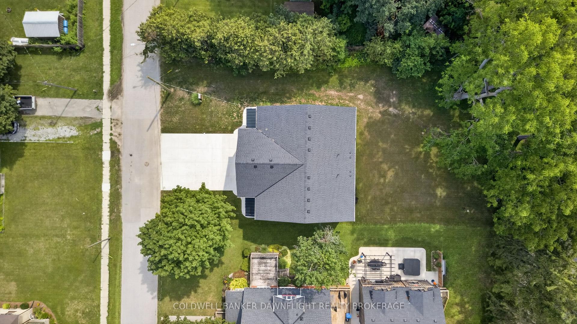 Photo 37 of 119 James Street, North Middlesex, Ailsa Craig — HOMEH