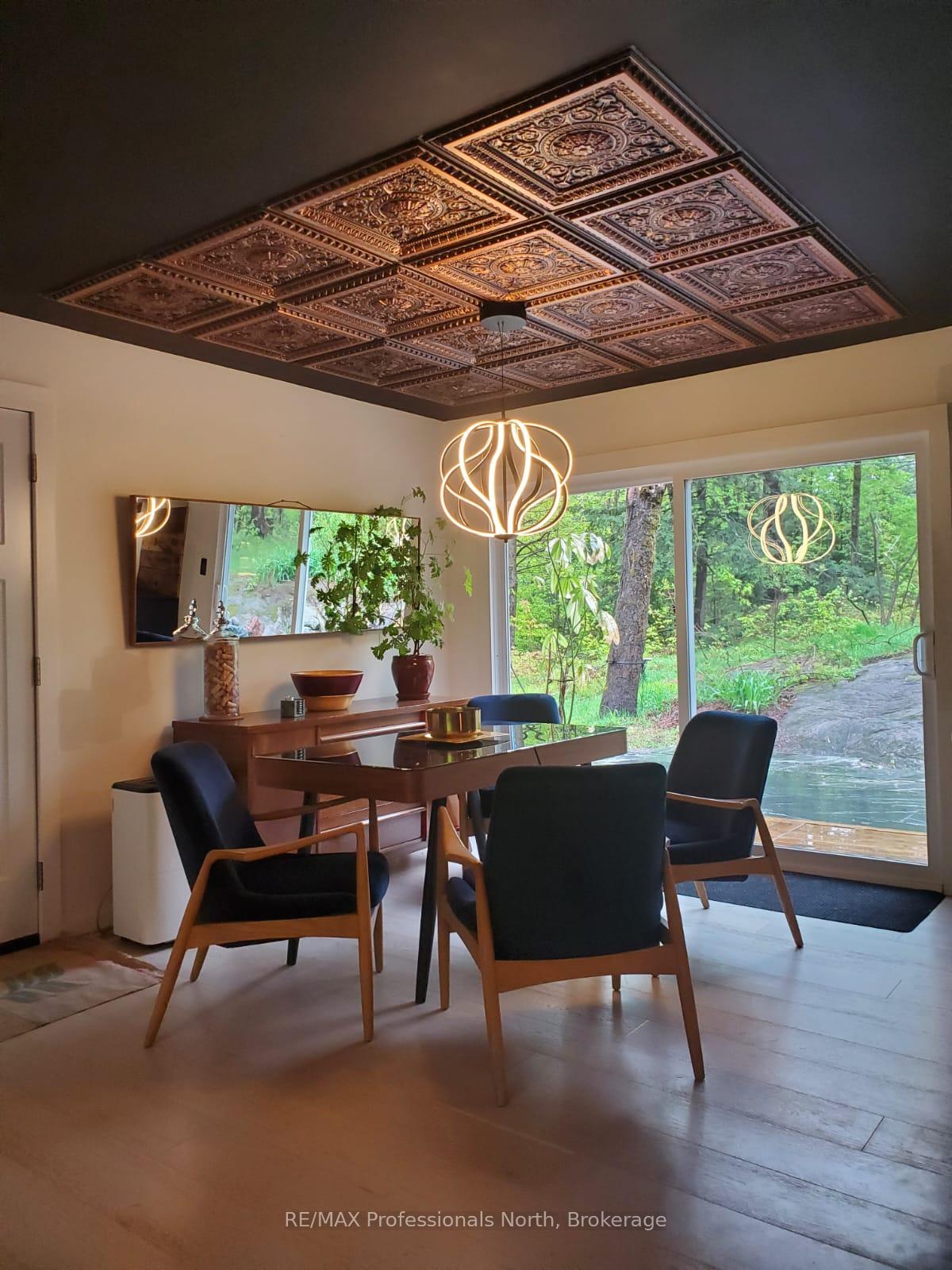 Photo 6 of 1460 Peterson Road, Bracebridge, Draper — HOMEH