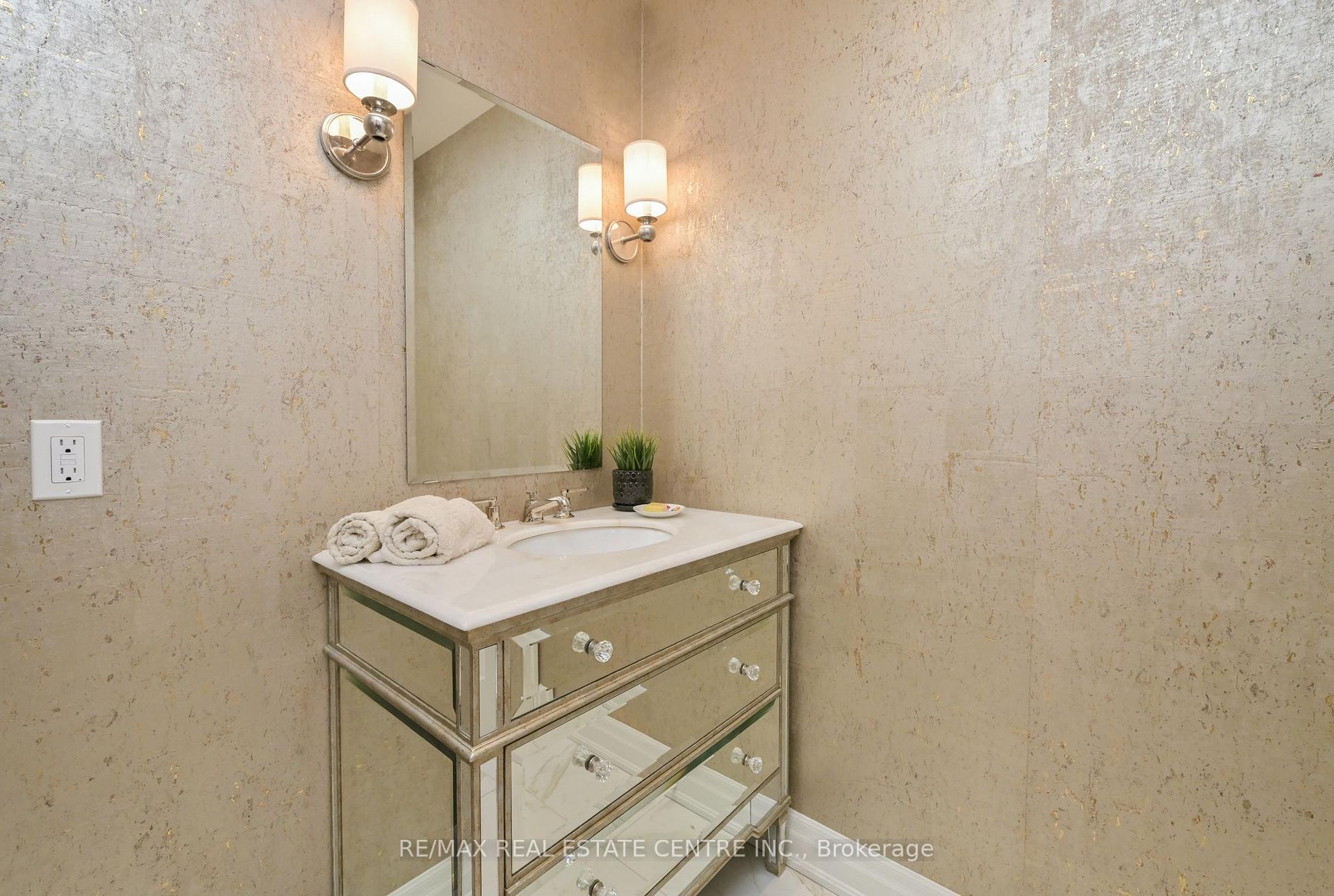 Photo 17 of Unit 43, 68 Compass Way, Mississauga, Port Credit — HOMEH