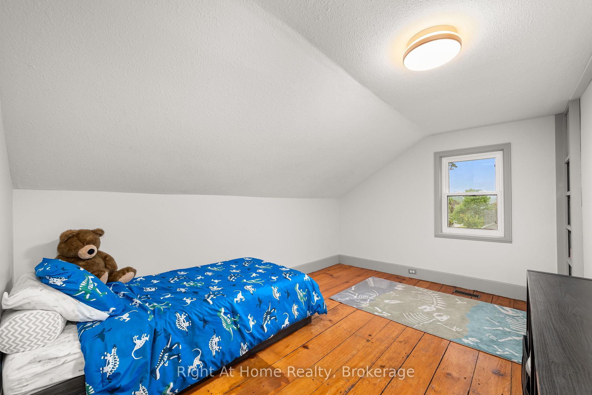 Photo 30 of 88 King Street E, Cavan Monaghan, Millbrook Village — HOMEH