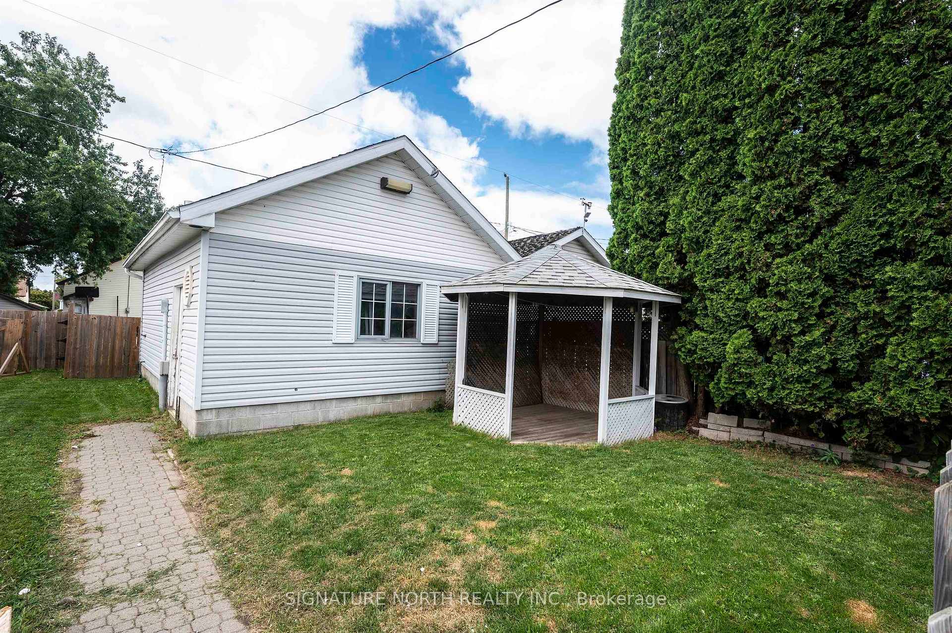 Photo 27 of 735 Ernestine Avenue, Thunder Bay, Westfort — HOMEH