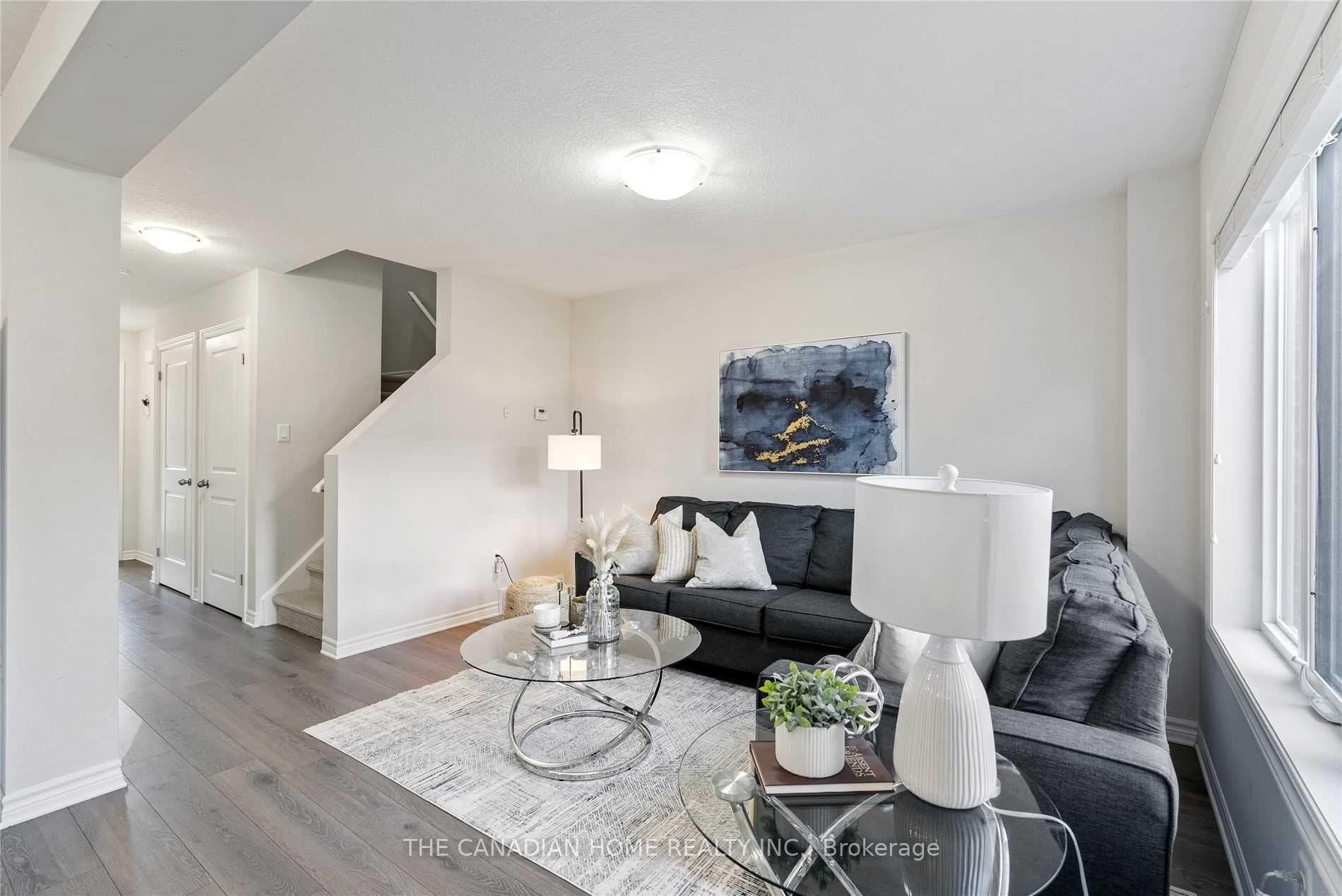 Photo 11 of 1315 Michael Circle, London, East D — HOMEH