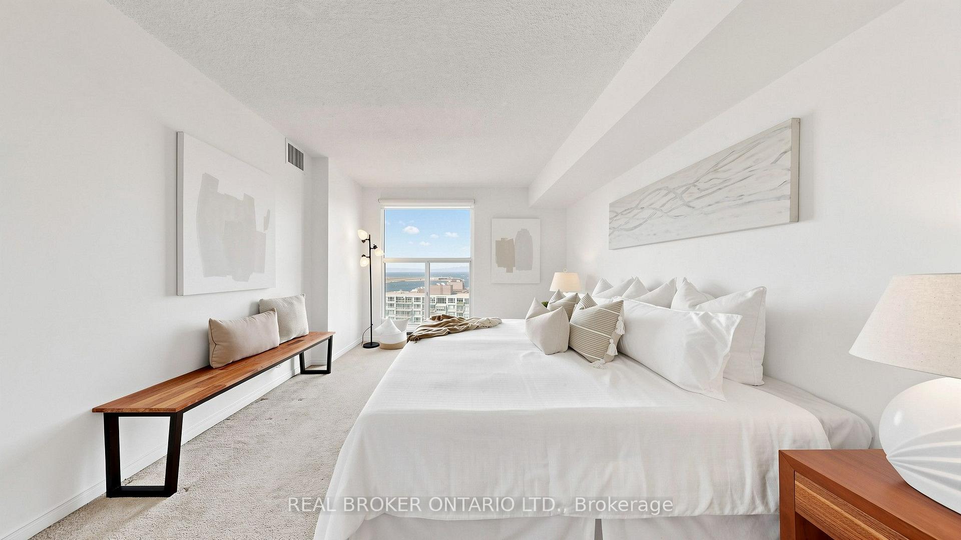 Photo 18 of Unit 2108, 99 Harbour Square, Toronto, Waterfront Communities — HOMEH