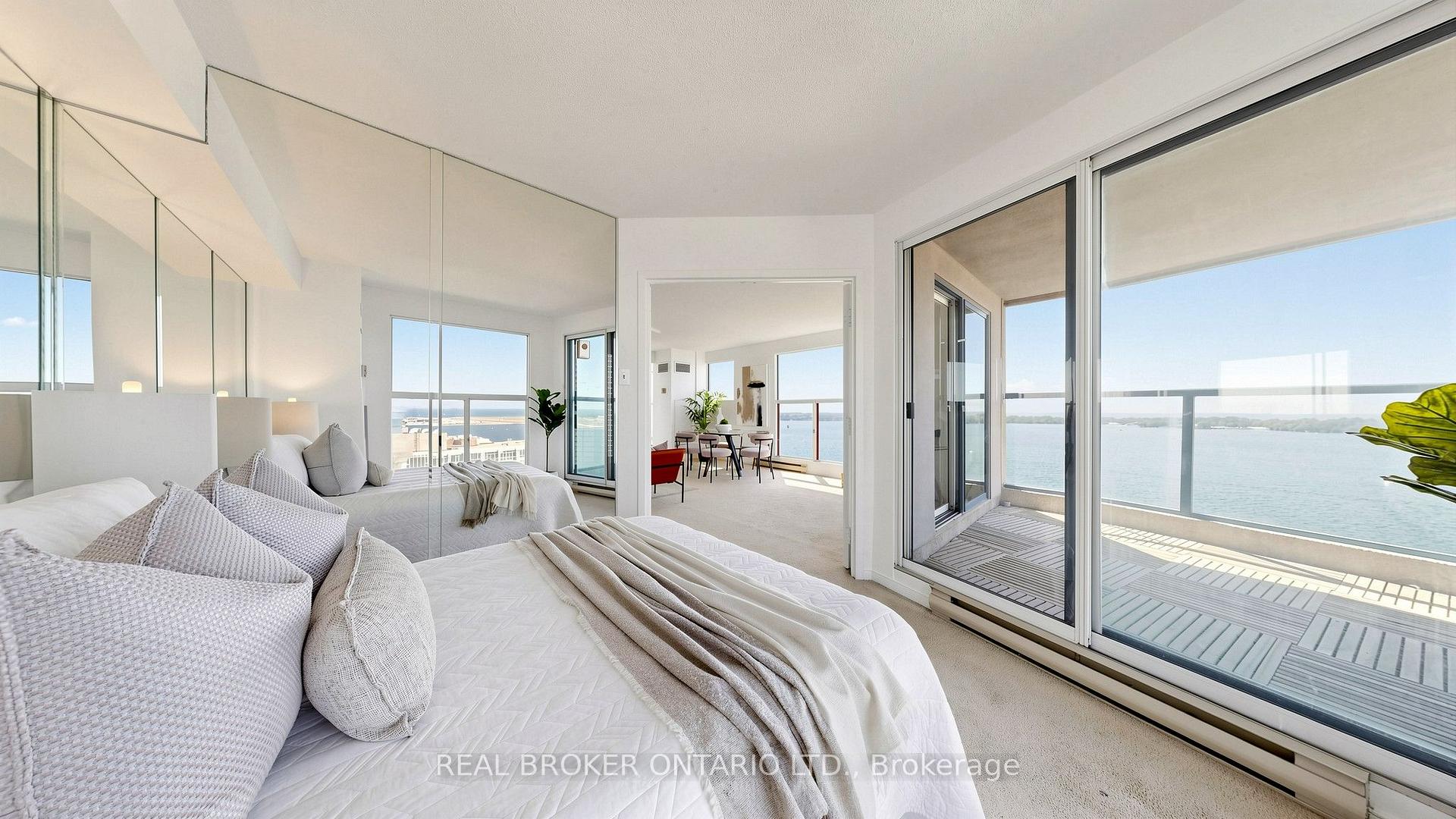 Photo 28 of Unit 2108, 99 Harbour Square, Toronto, Waterfront Communities — HOMEH
