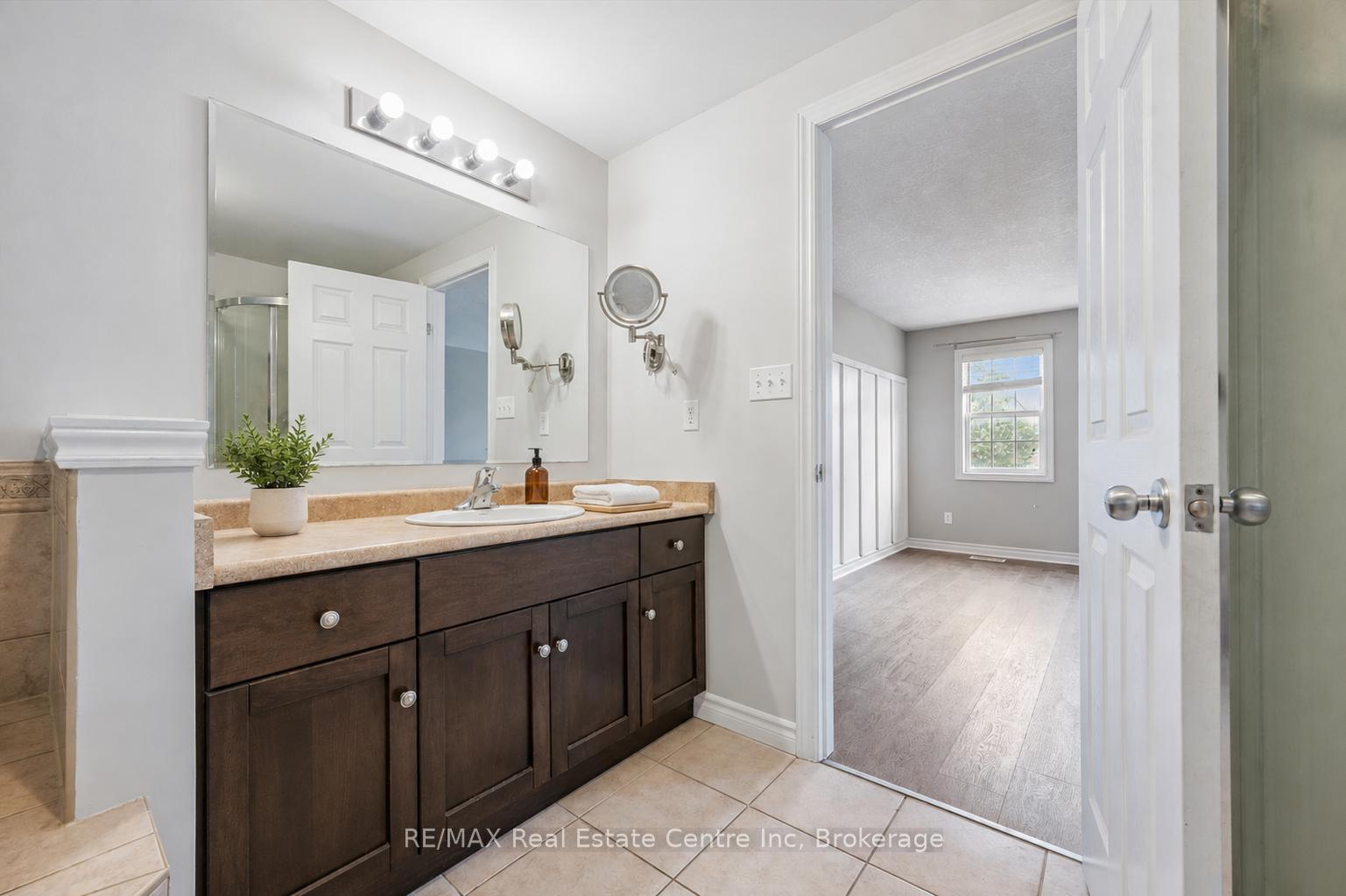 Photo 11 of 53 Washburn Drive, Guelph, Grange Road — HOMEH