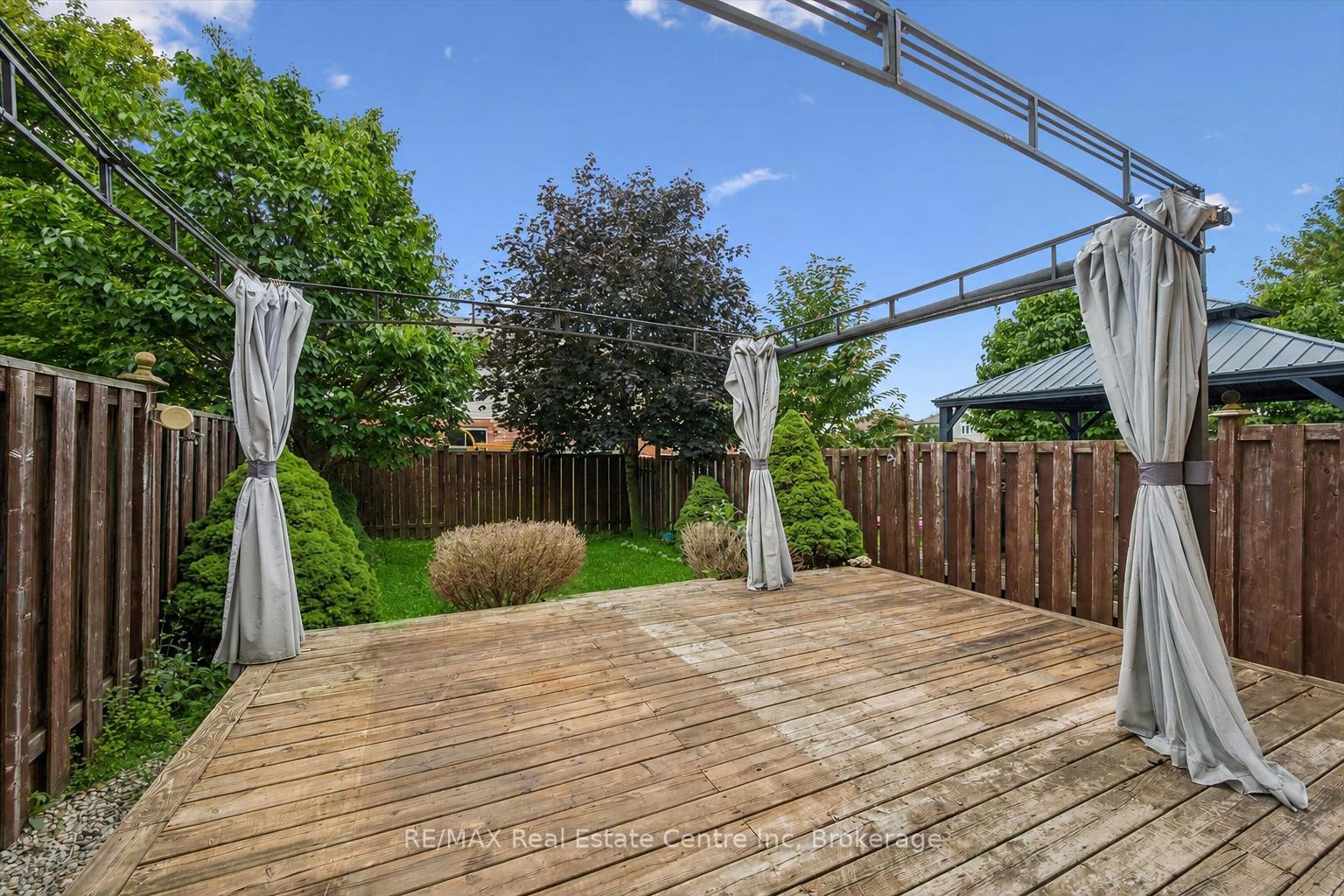 Photo 14 of 53 Washburn Drive, Guelph, Grange Road — HOMEH