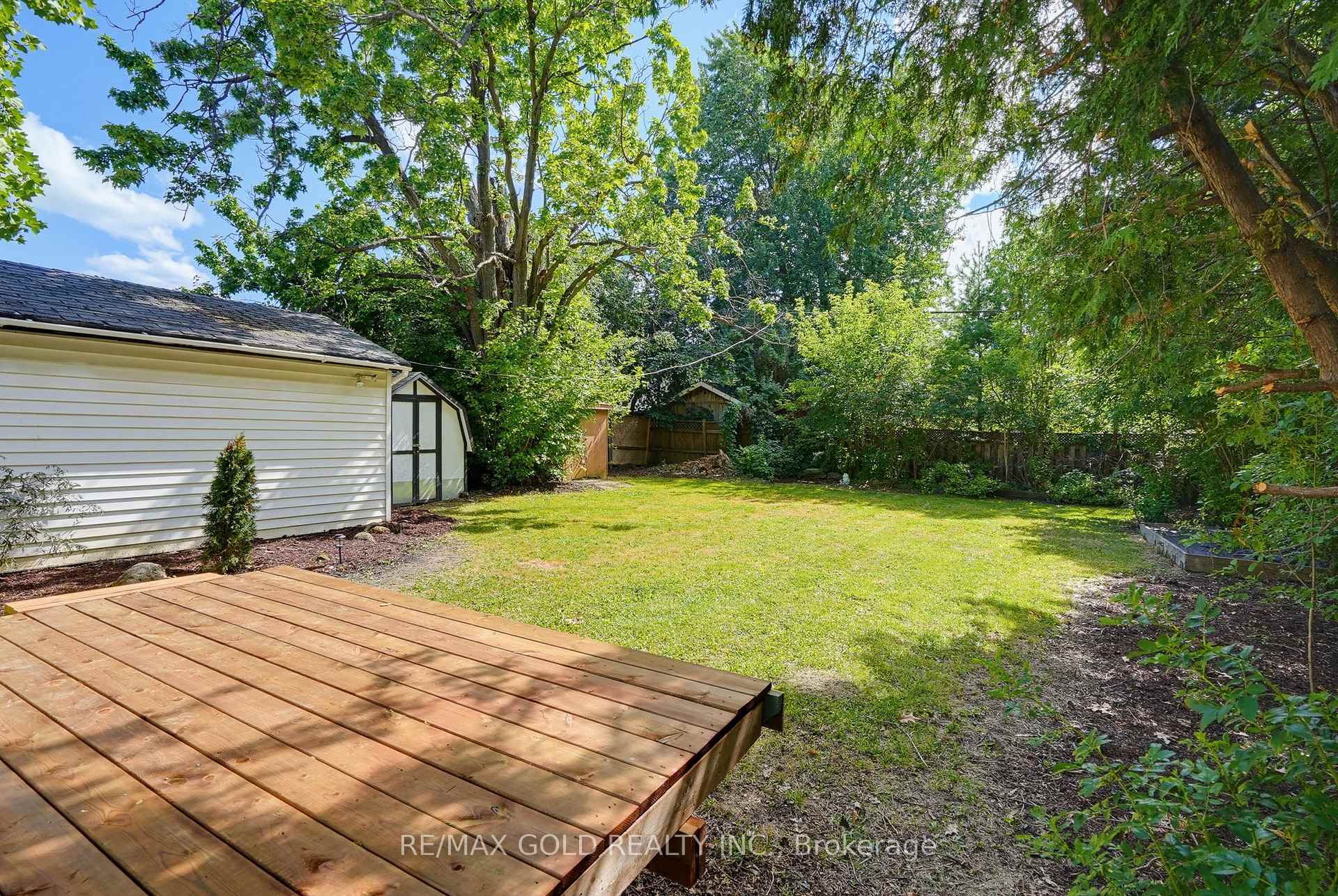 Photo 27 of 23 Pleasantview Avenue, Brampton, Brampton West — HOMEH