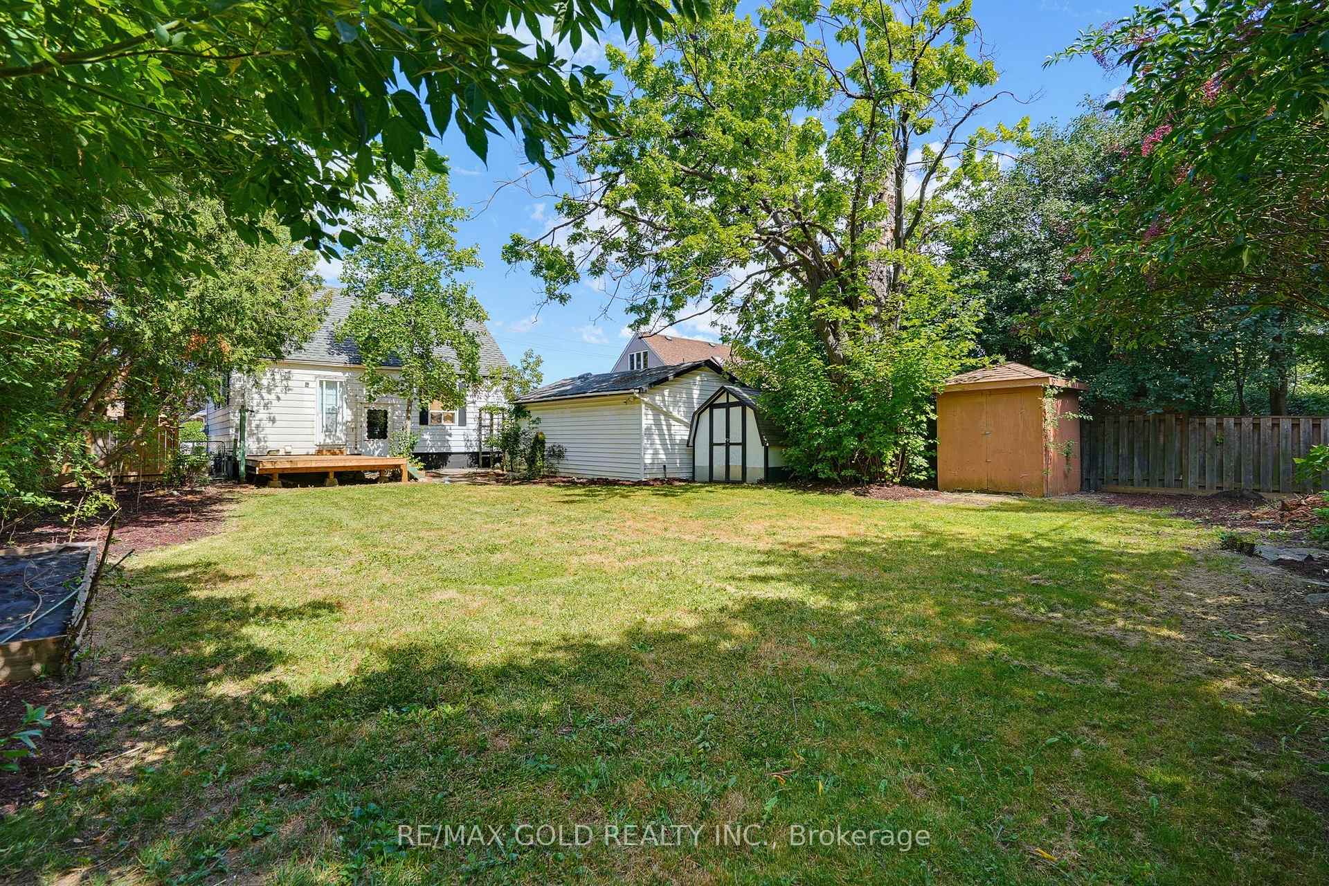 Photo 28 of 23 Pleasantview Avenue, Brampton, Brampton West — HOMEH