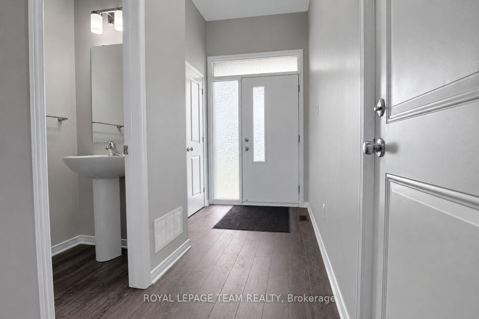 Photo 2 of 487 Cope Drive, Ottawa, Kanata - Emerald Meadows/Trailwest — HOMEH