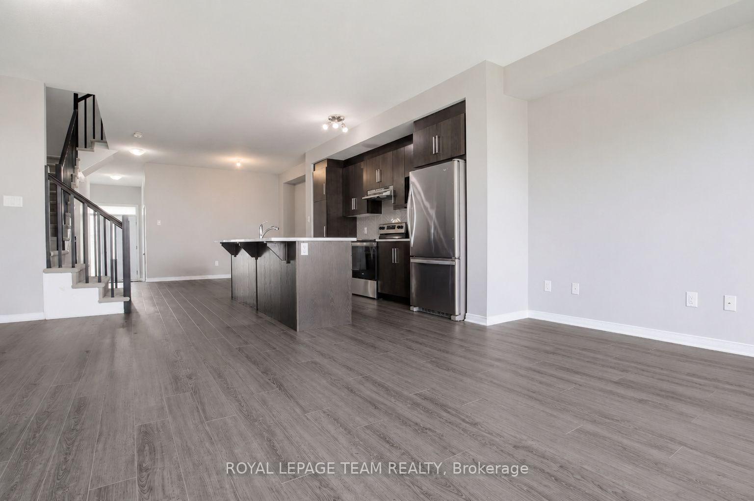 Photo 6 of 487 Cope Drive, Ottawa, Kanata - Emerald Meadows/Trailwest — HOMEH