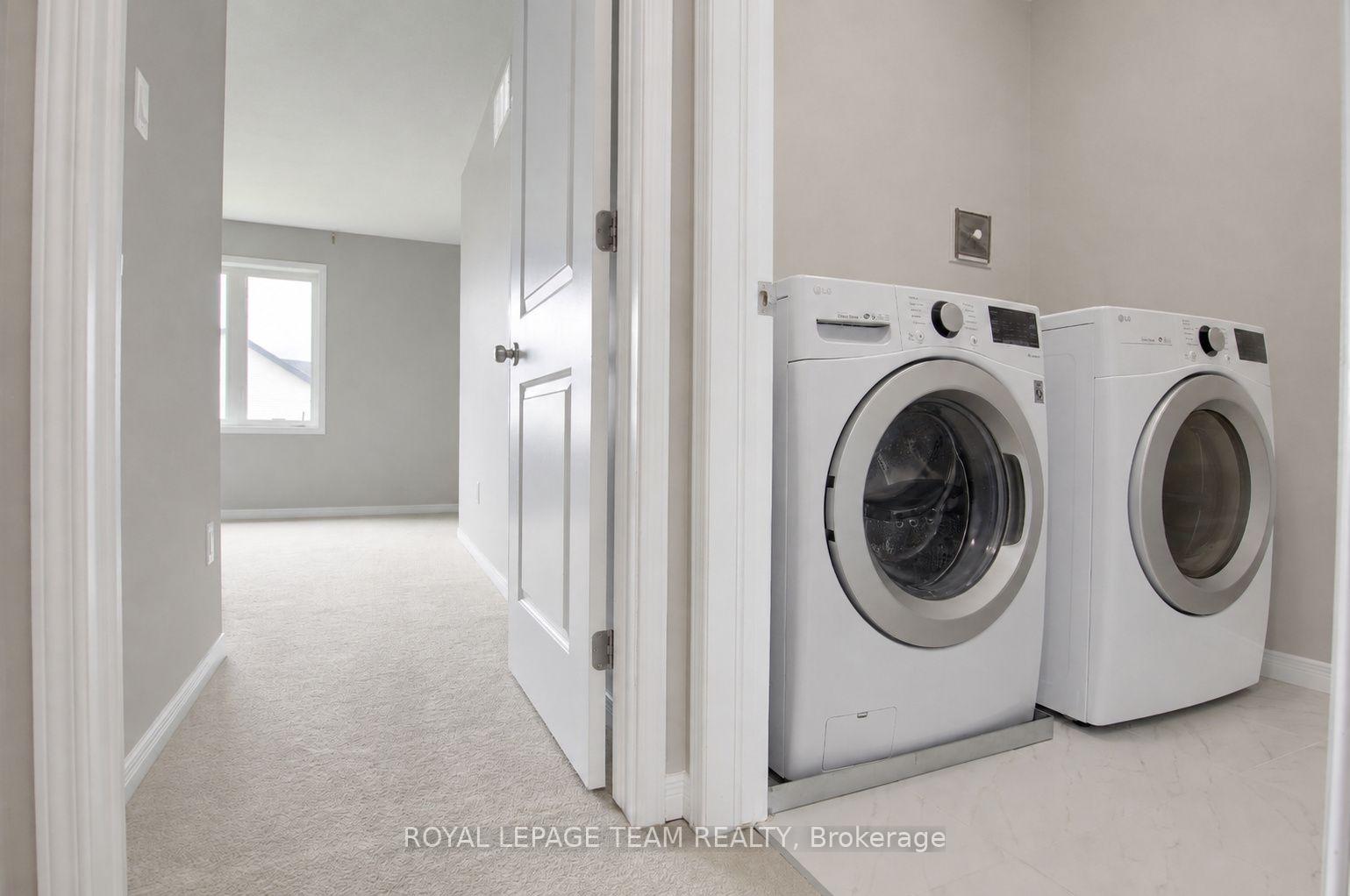 Photo 10 of 487 Cope Drive, Ottawa, Kanata - Emerald Meadows/Trailwest — HOMEH