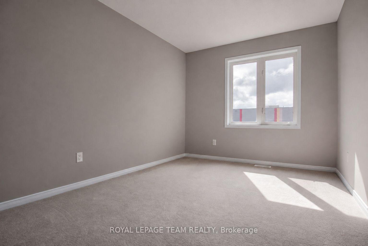 Photo 18 of 487 Cope Drive, Ottawa, Kanata - Emerald Meadows/Trailwest — HOMEH