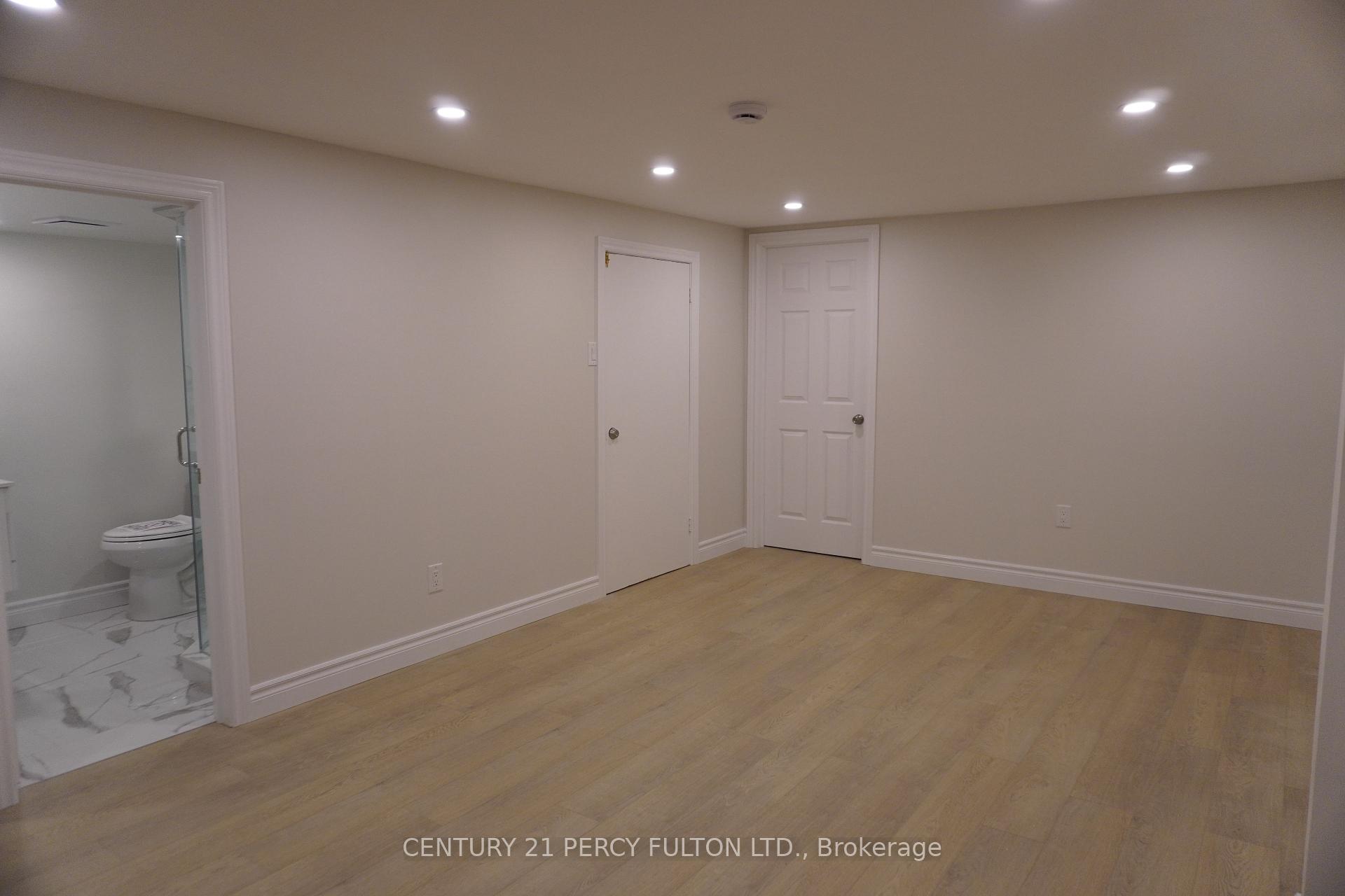 Photo 7 of Unit Bsmt, 2 Pitfield Road, Scarborough, Agincourt South-Malvern West — HOMEH