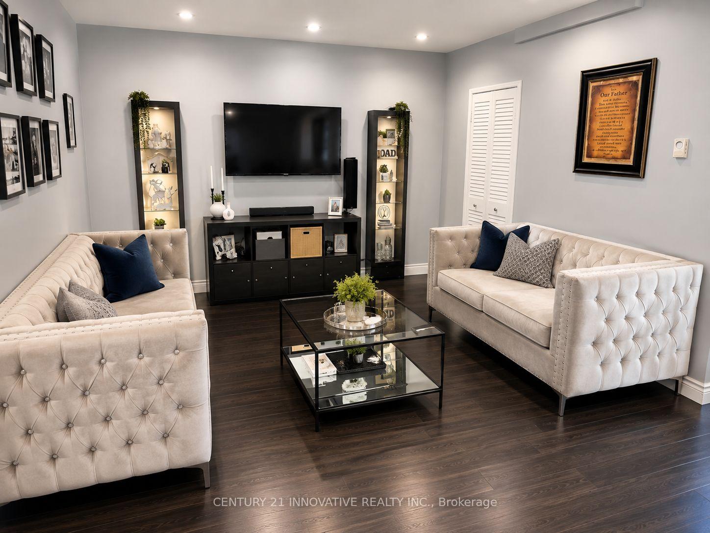 Photo of Unit 609, 1 Massey Square