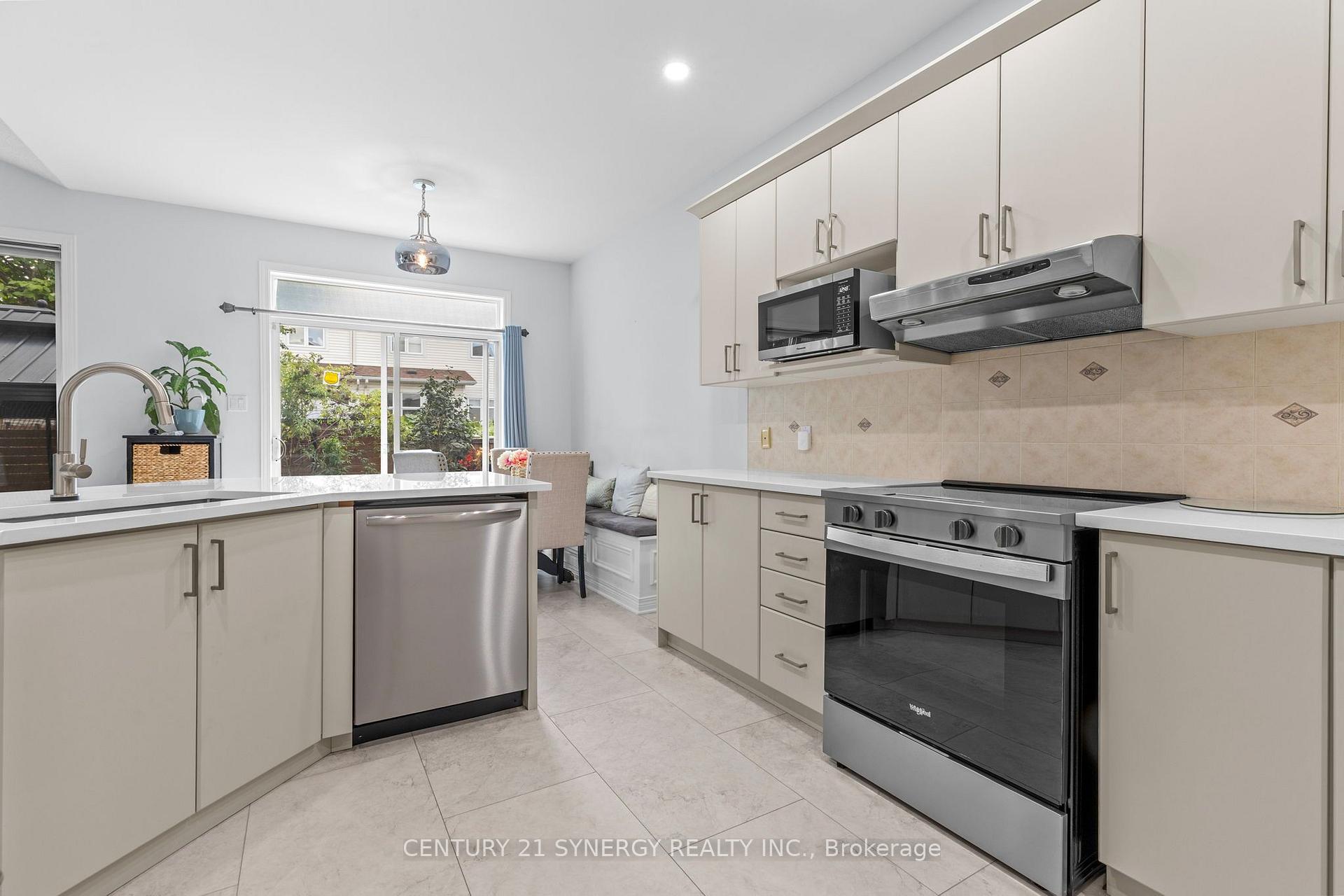 Photo 19 of 119 Portrush Avenue, Ottawa, Barrhaven - Longfields — HOMEH