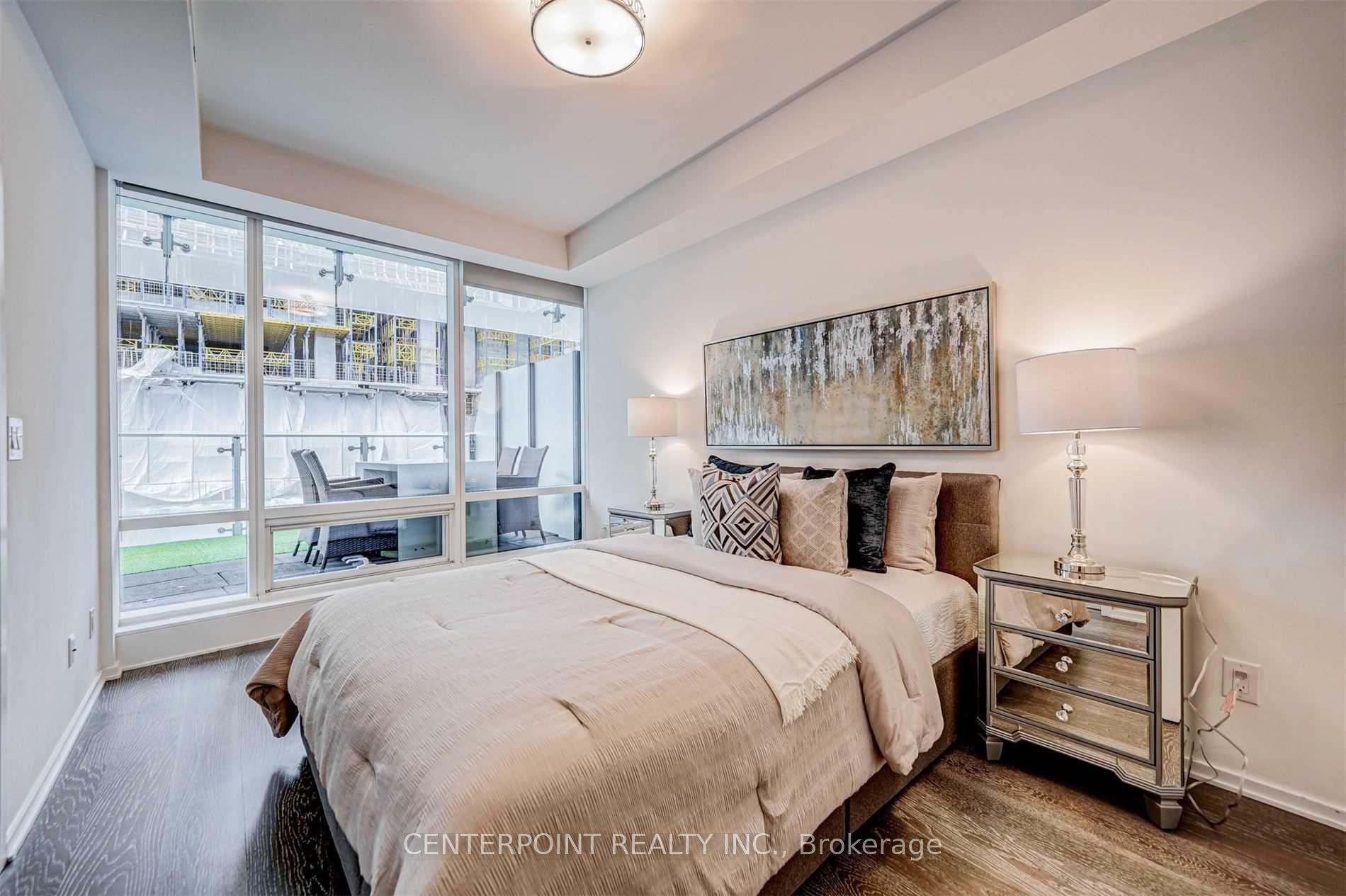 Photo 10 of Unit 515, 1 Bloor Street E, Toronto, Church-Yonge Corridor — HOMEH