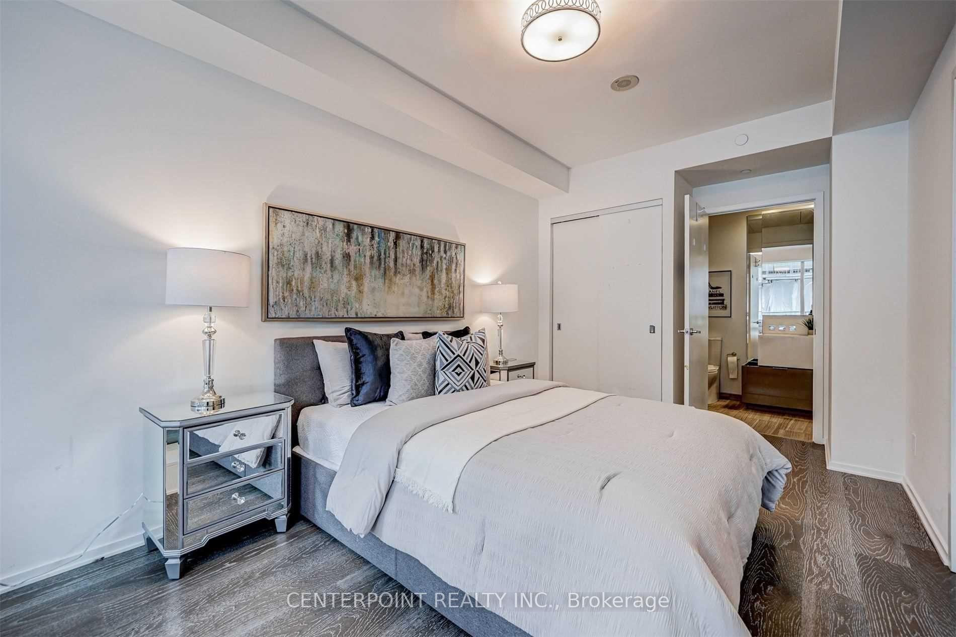 Photo 11 of Unit 515, 1 Bloor Street E, Toronto, Church-Yonge Corridor — HOMEH