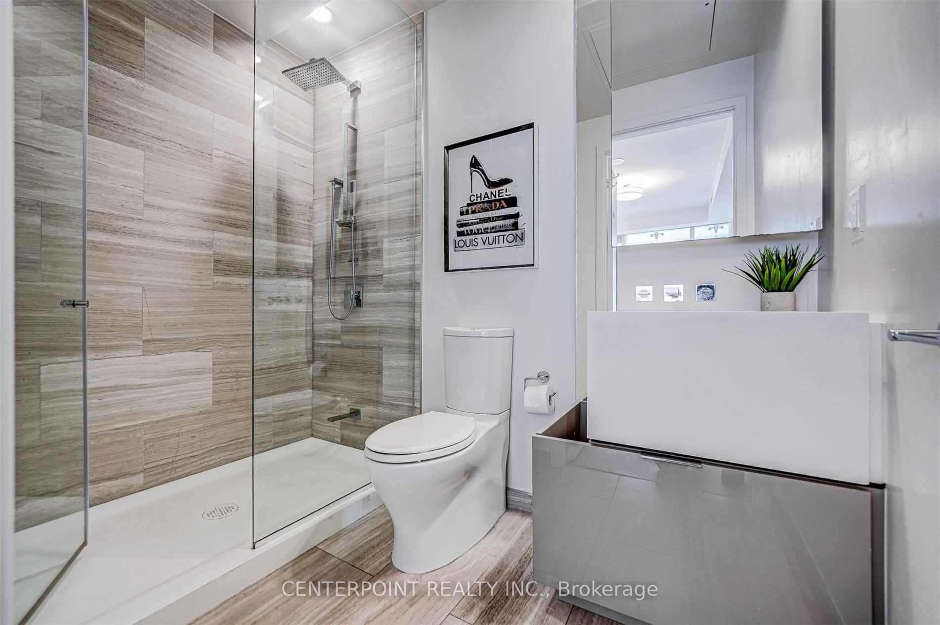 Photo 13 of Unit 515, 1 Bloor Street E, Toronto, Church-Yonge Corridor — HOMEH