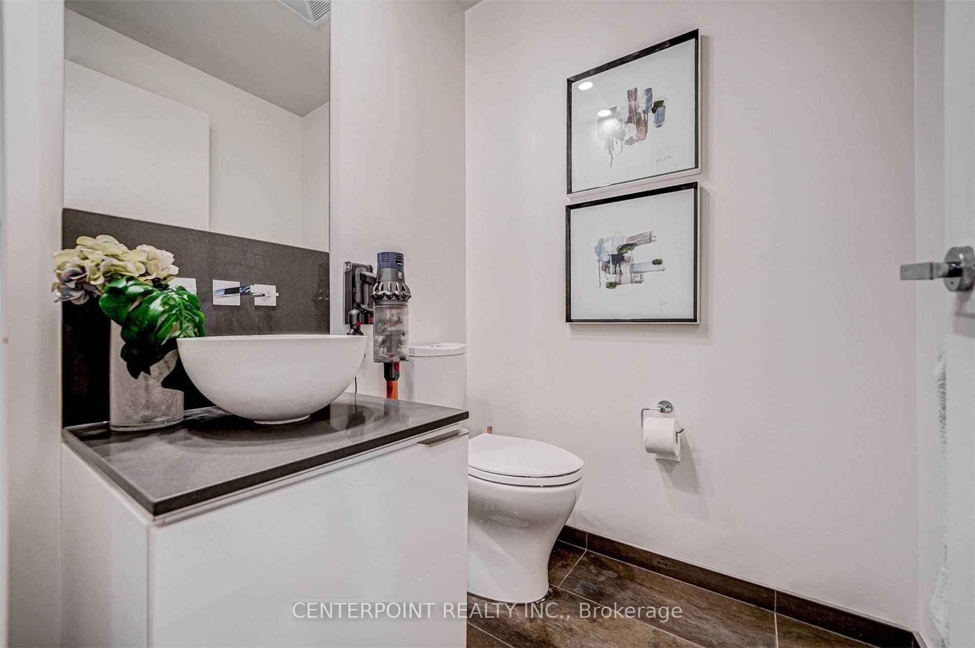 Photo 28 of Unit 515, 1 Bloor Street E, Toronto, Church-Yonge Corridor — HOMEH