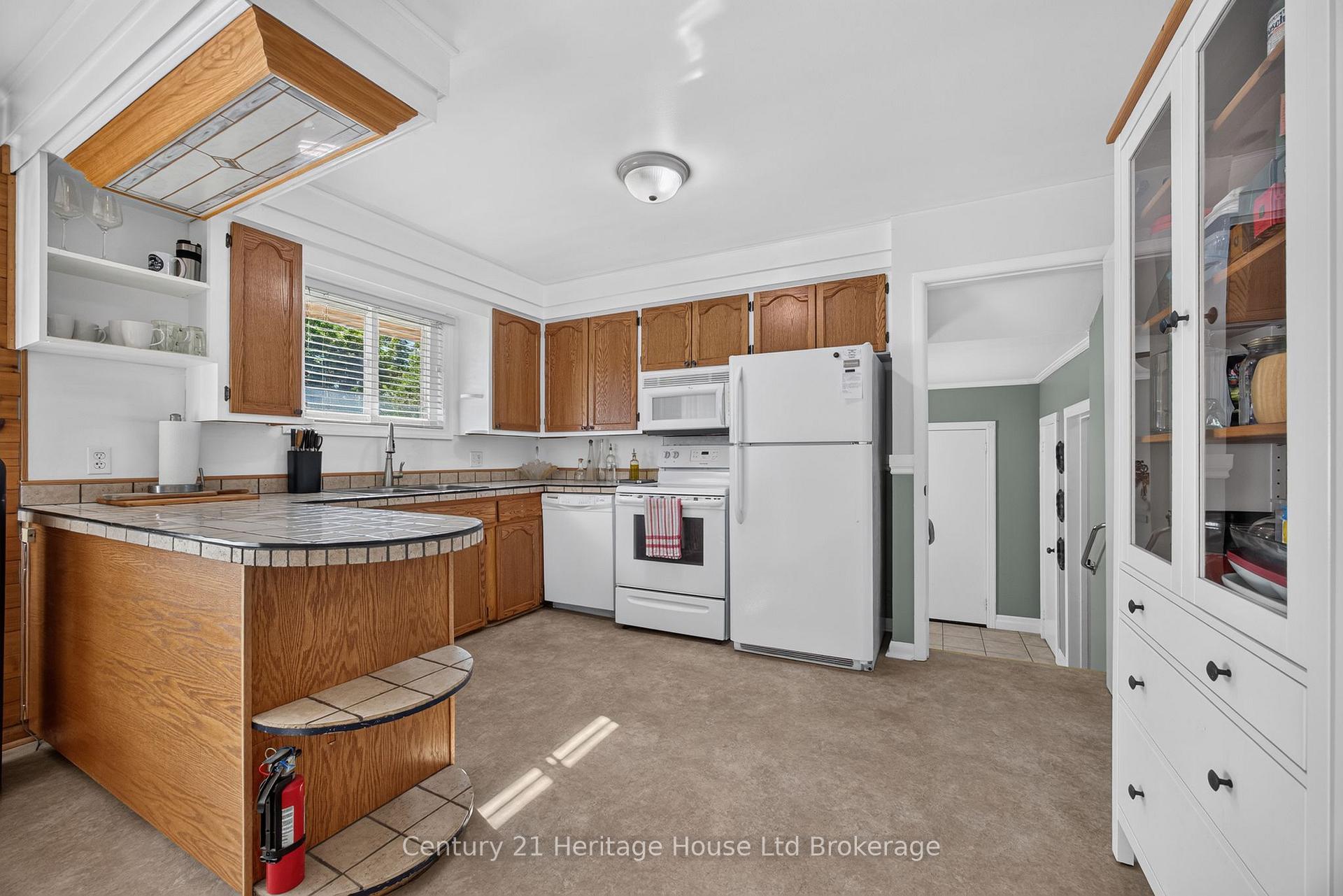 Photo 8 of 256 Markwell Street, Norfolk, Delhi — HOMEH