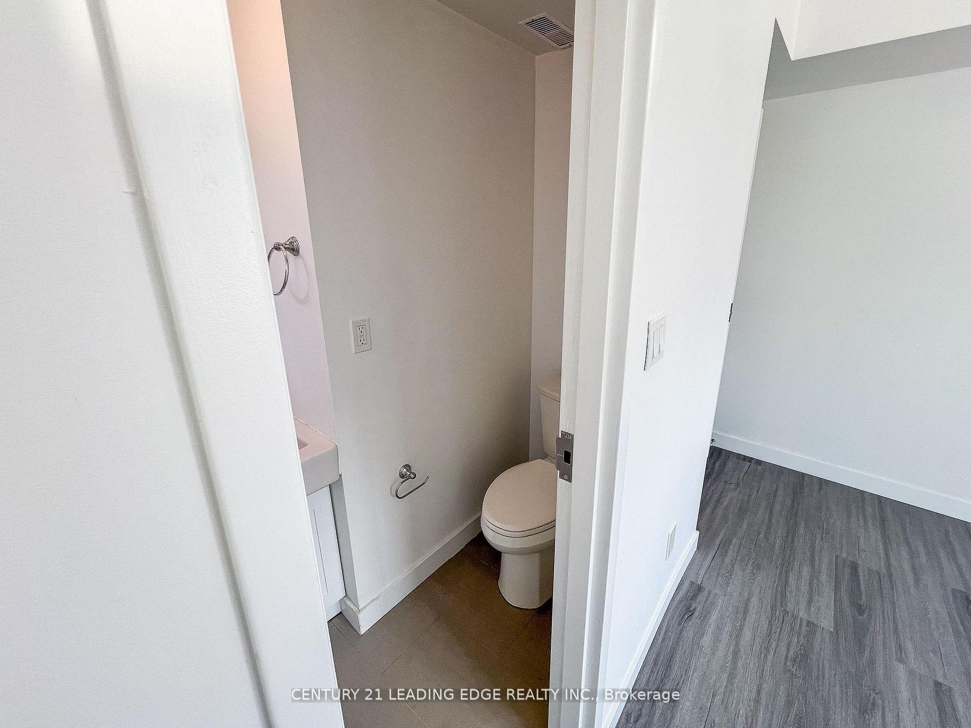 Photo 13 of Unit 3, 1 A Leonard Avenue, Toronto, Kensington-Chinatown — HOMEH