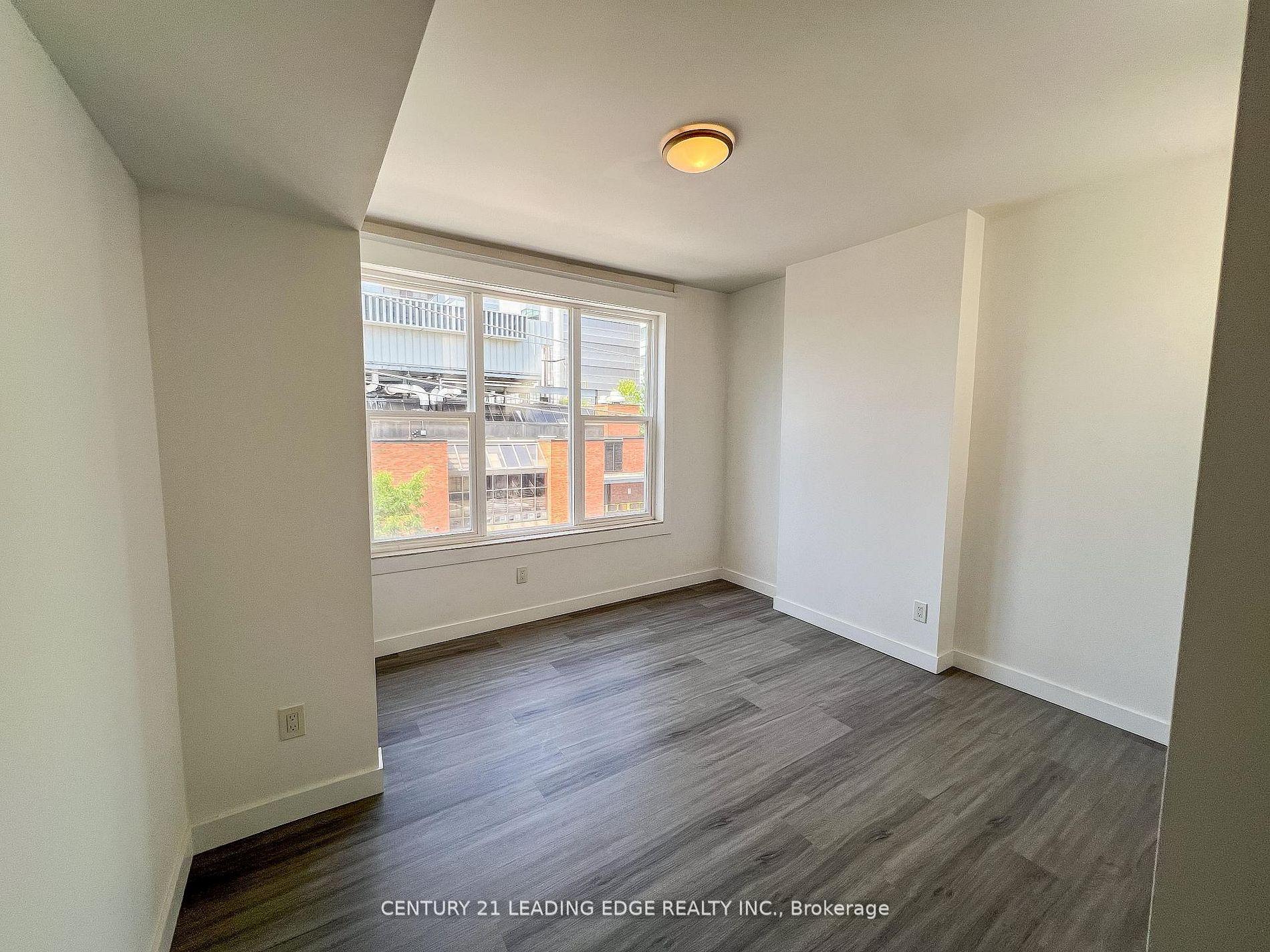 Photo 17 of Unit 3, 1 A Leonard Avenue, Toronto, Kensington-Chinatown — HOMEH