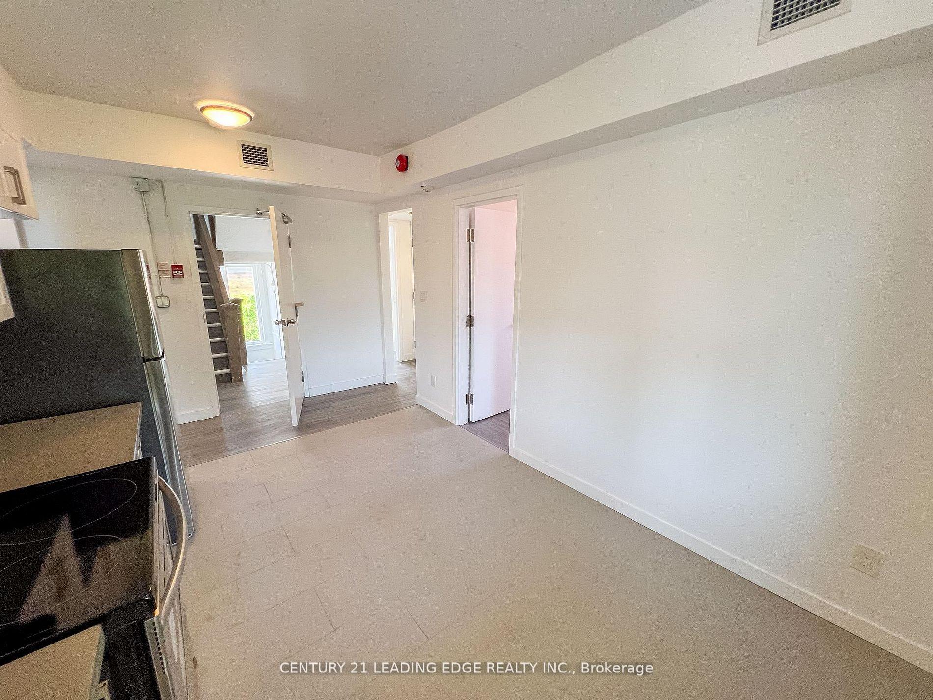 Photo 27 of Unit 3, 1 A Leonard Avenue, Toronto, Kensington-Chinatown — HOMEH