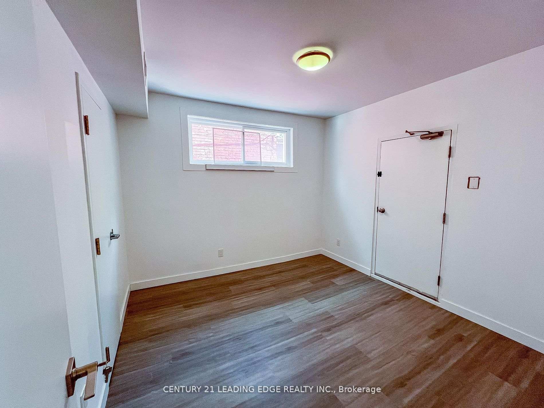 Photo 59 of Unit 3, 1 A Leonard Avenue, Toronto, Kensington-Chinatown — HOMEH