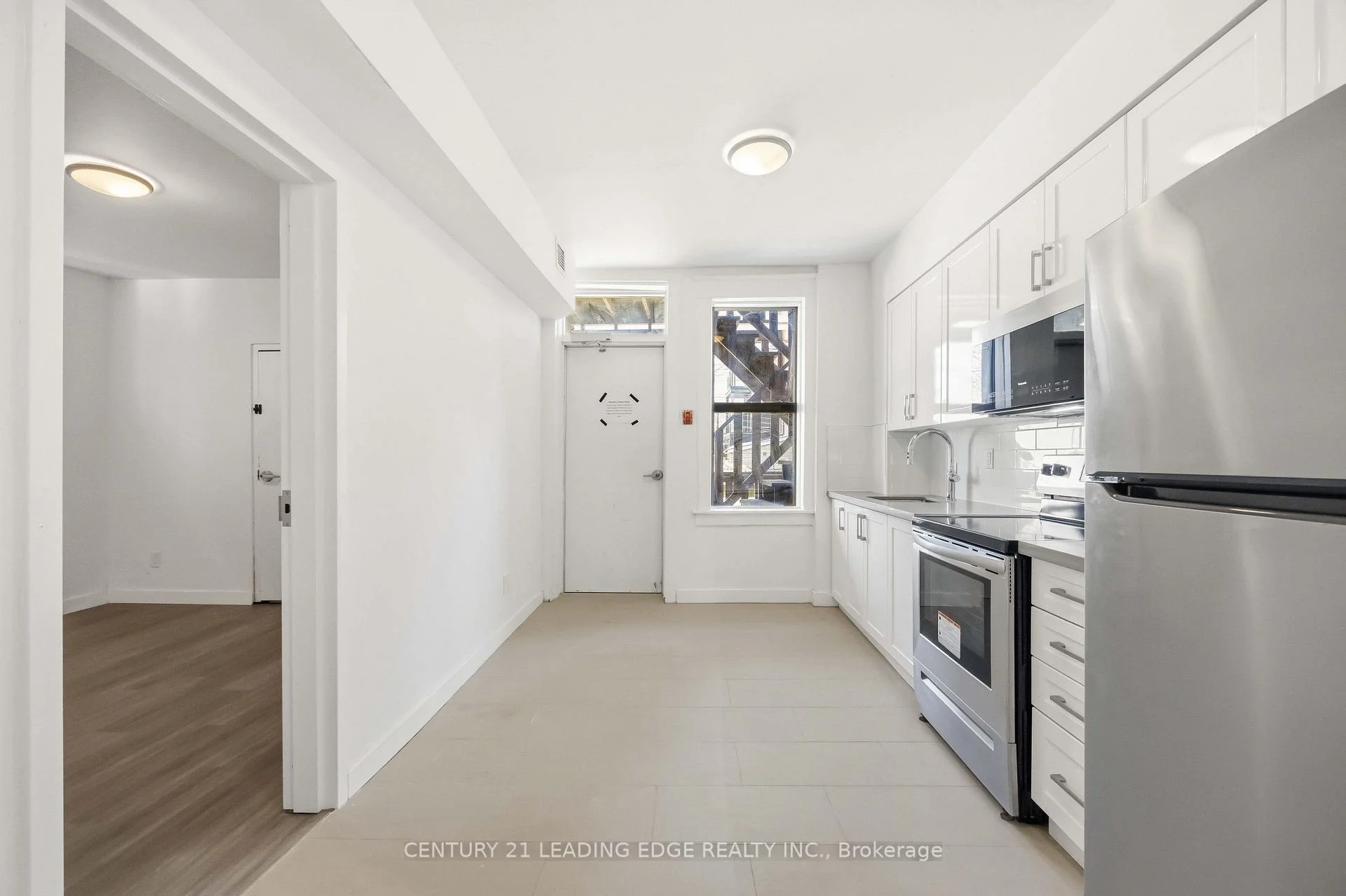 Photo 14 of Unit 3, 1 A Leonard Avenue, Toronto, Kensington-Chinatown — HOMEH